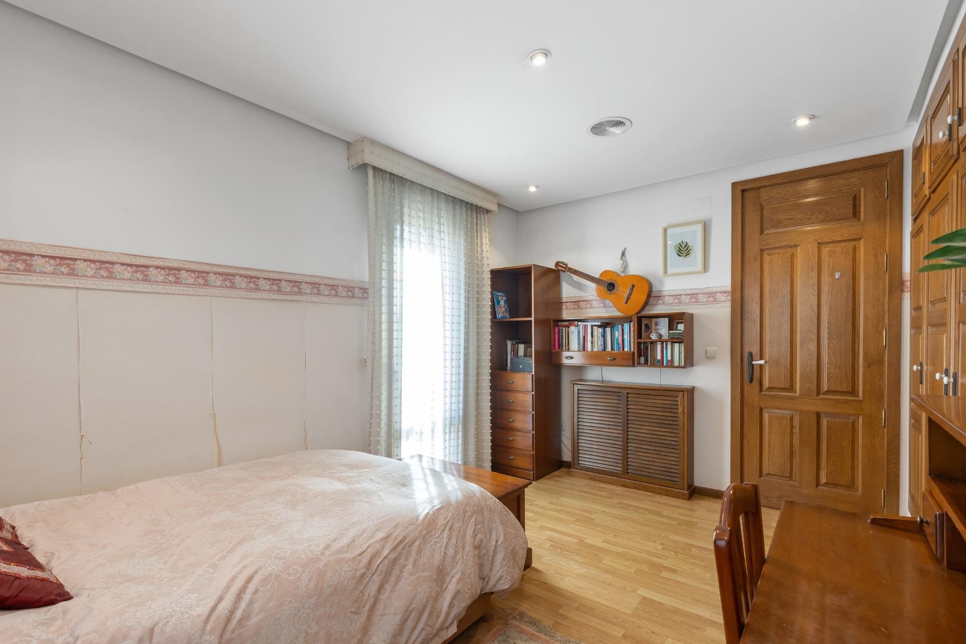 Resale - Villa -
Torrevieja - La veleta