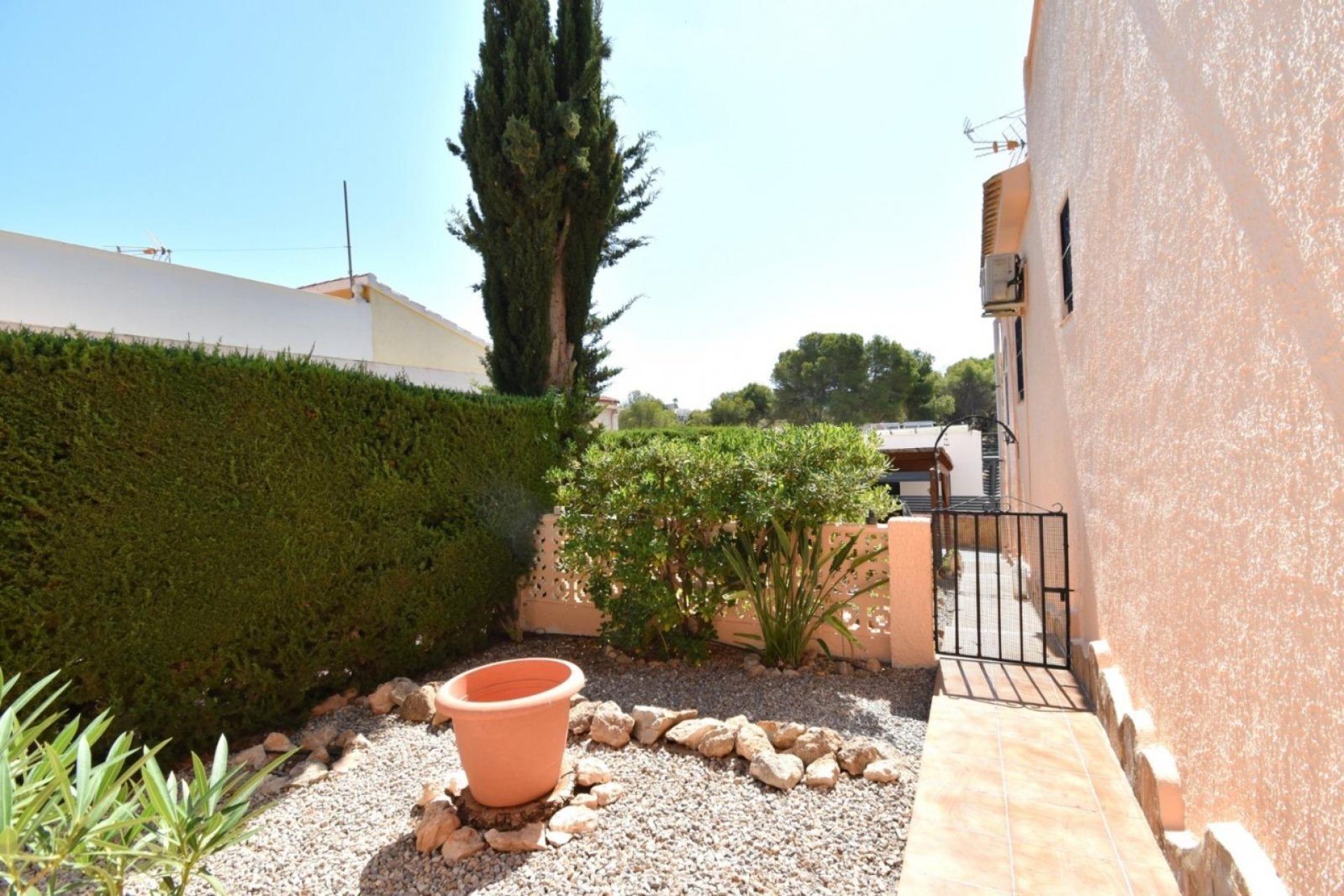Resale - Villa -
Torrevieja - Los Balcones - Los Altos del Edén