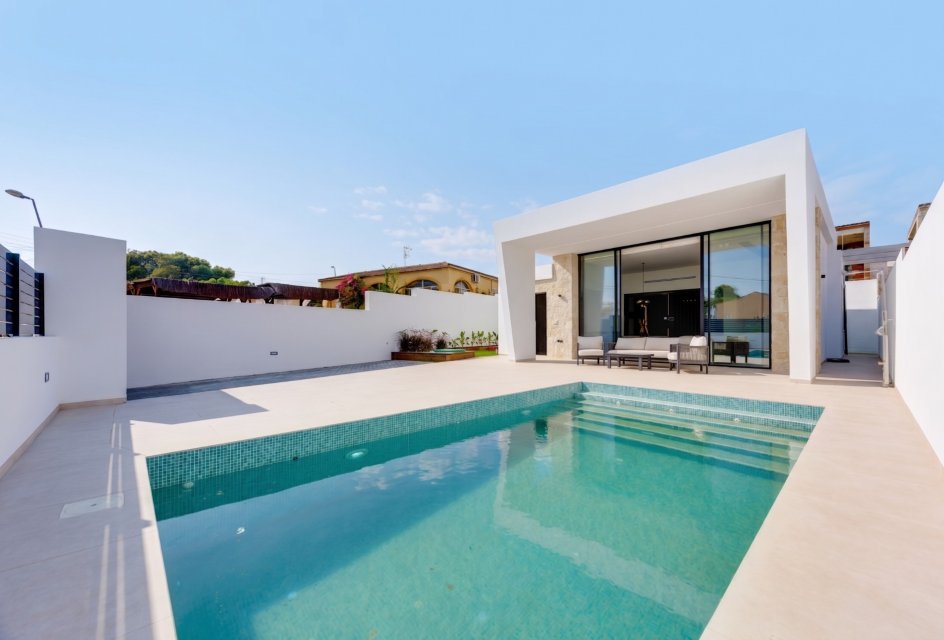 Resale - Villa -
Torrevieja - Los Balcones - Los Altos del Edén