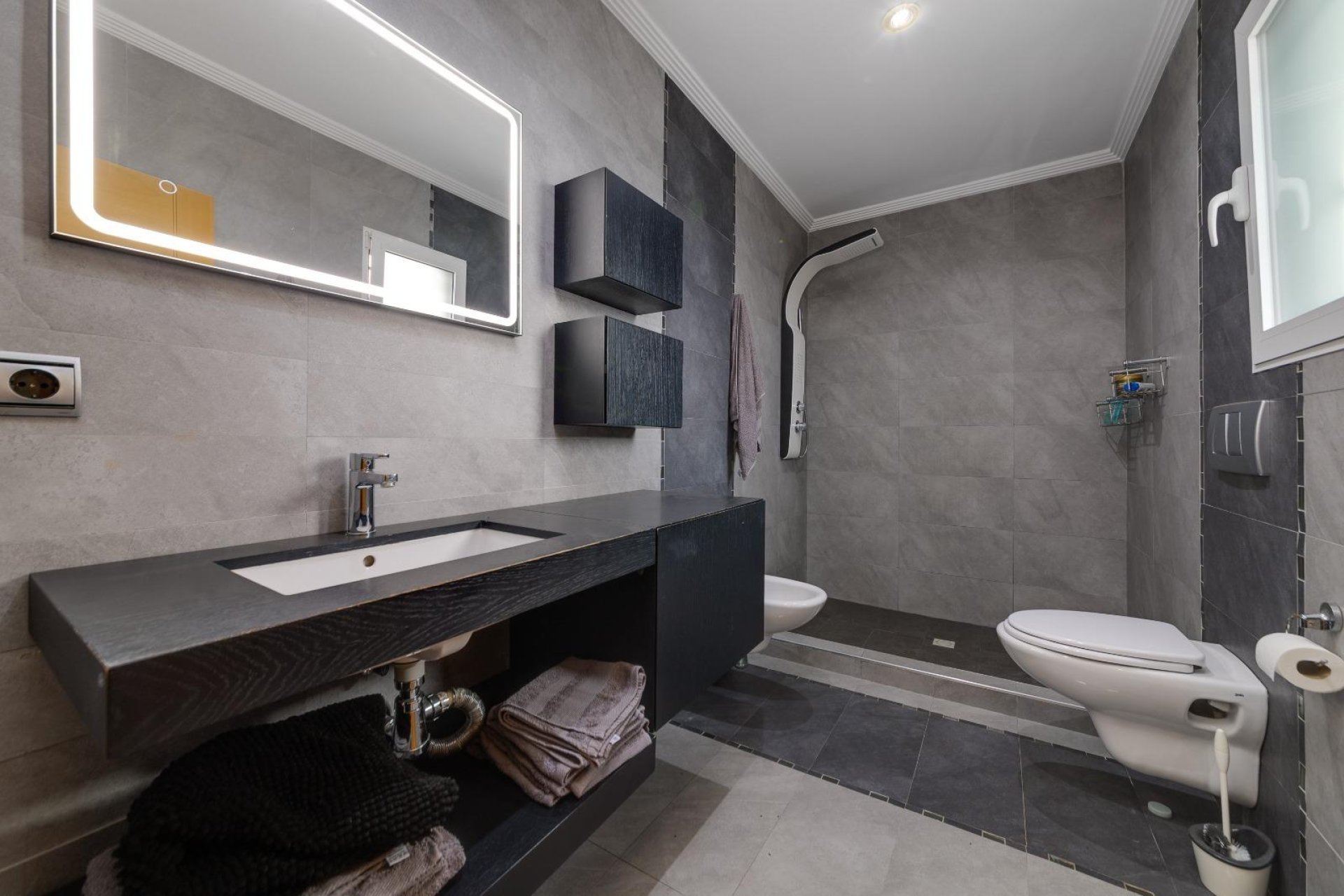 Resale - Villa -
Torrevieja - Los balcones