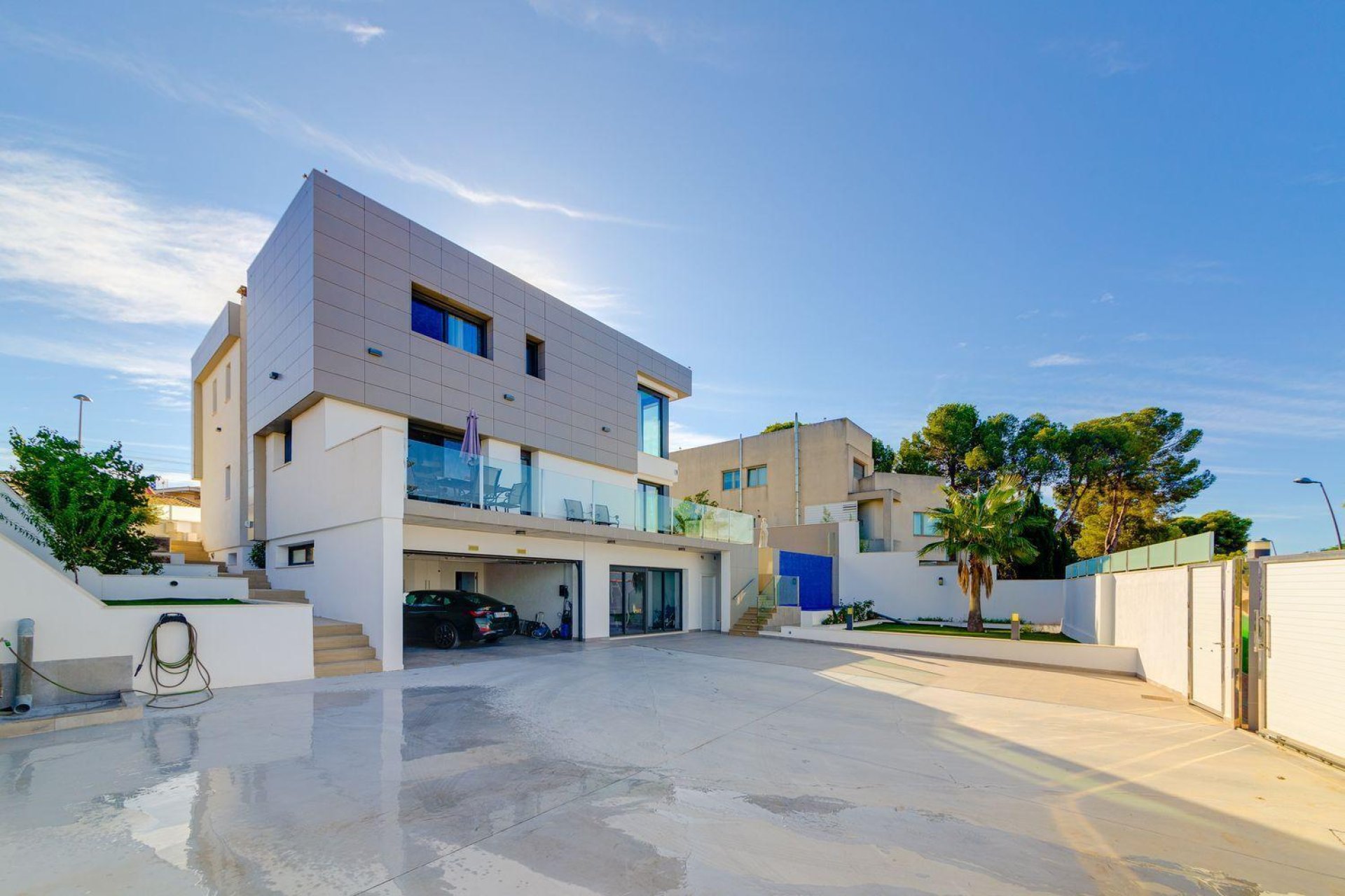 Resale - Villa -
Torrevieja - Los balcones