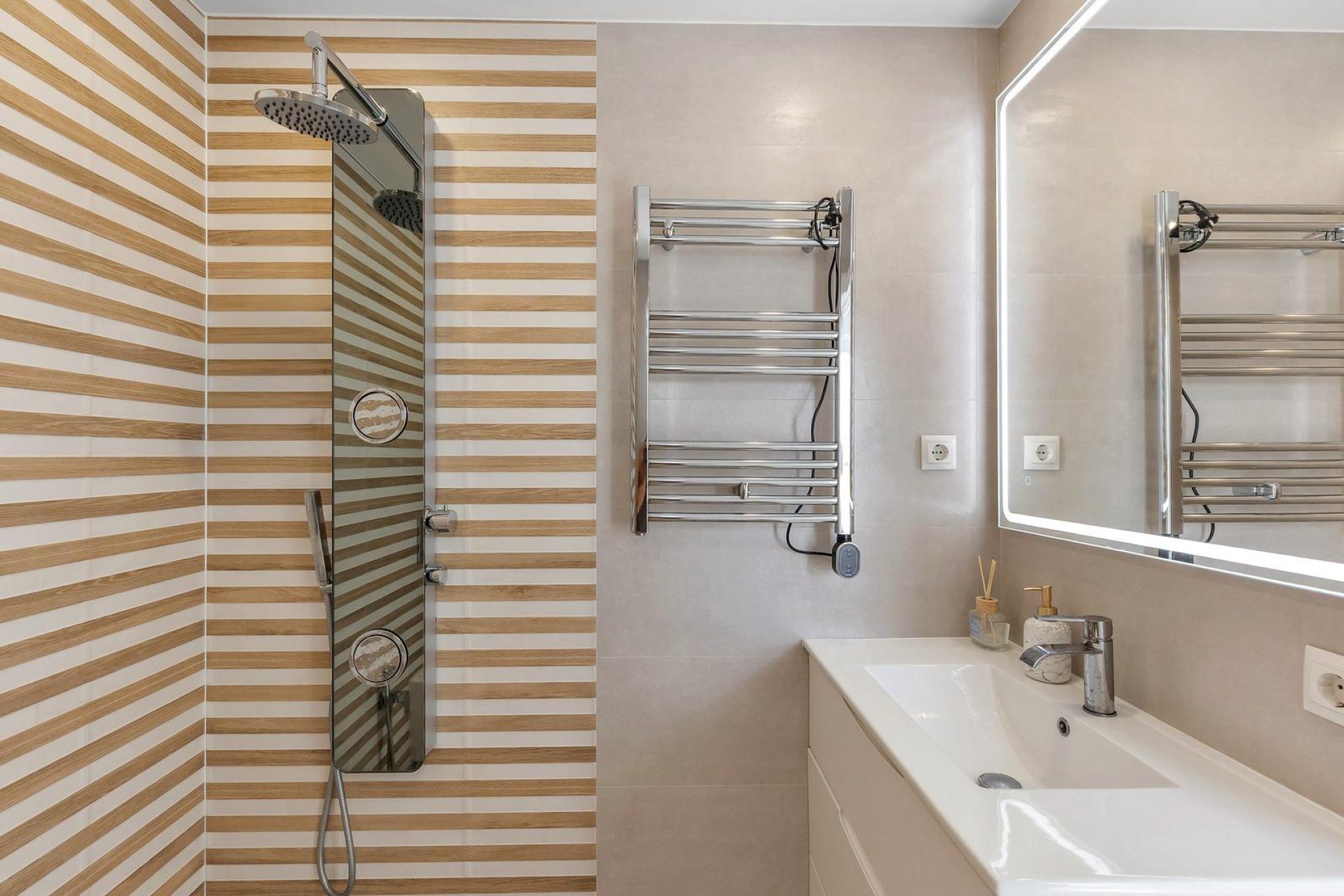 Resale - Villa -
Torrevieja - Los balcones