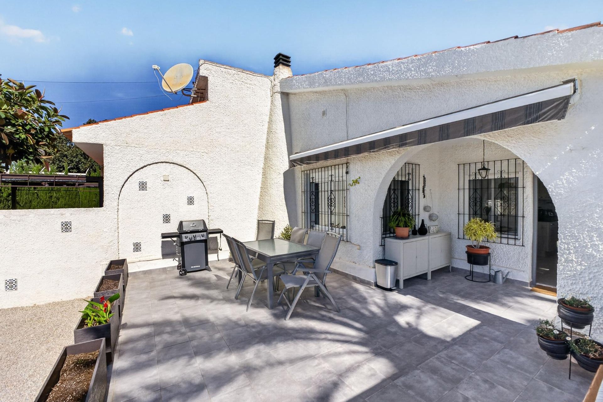 Resale - Villa -
Torrevieja - Playa de los Locos