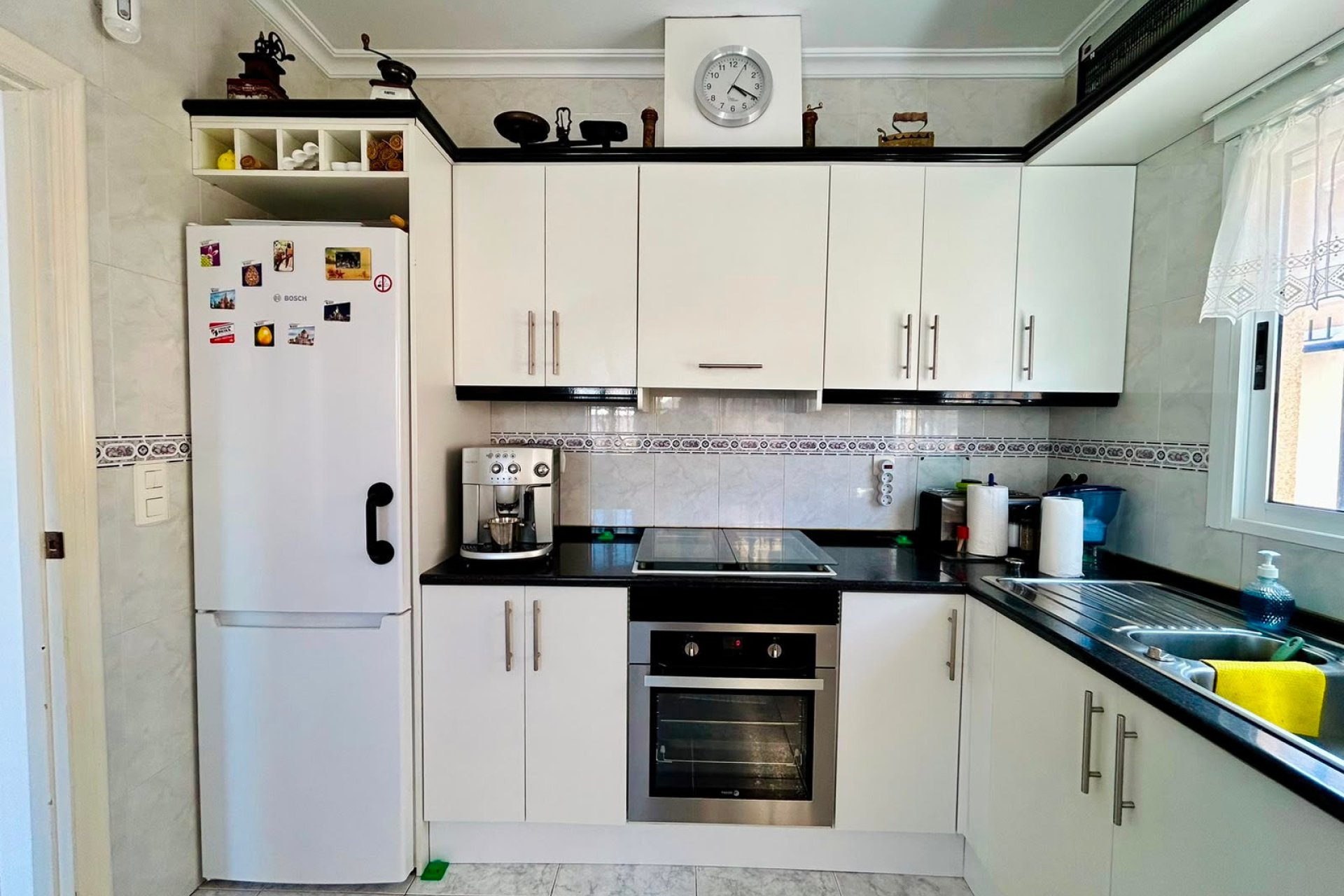 Resale - - VILLA -
Torrevieja - Urbanización San Luis