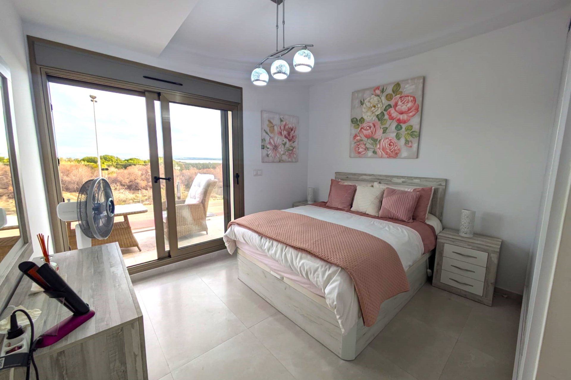 Resale - Villa -
Villamartin