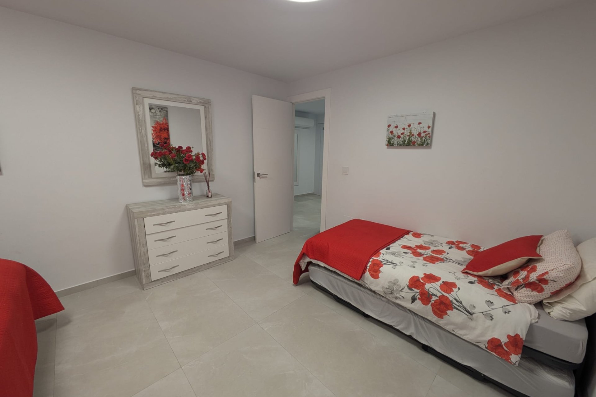 Resale - Villa -
Villamartin