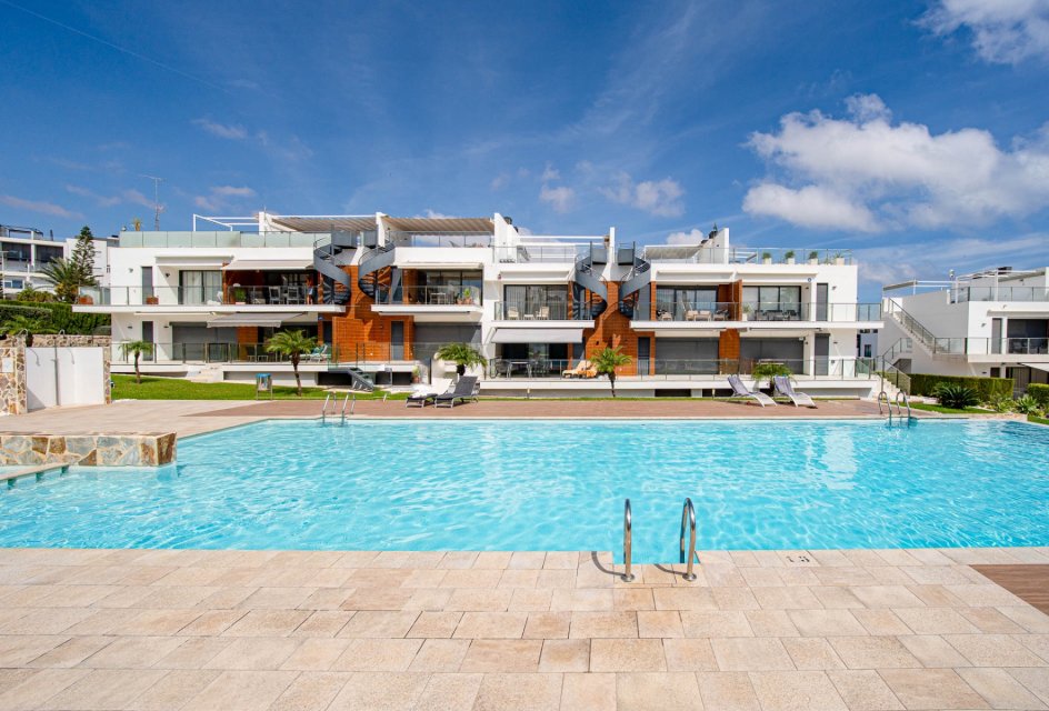Revente - Apartament -
Punta Prima