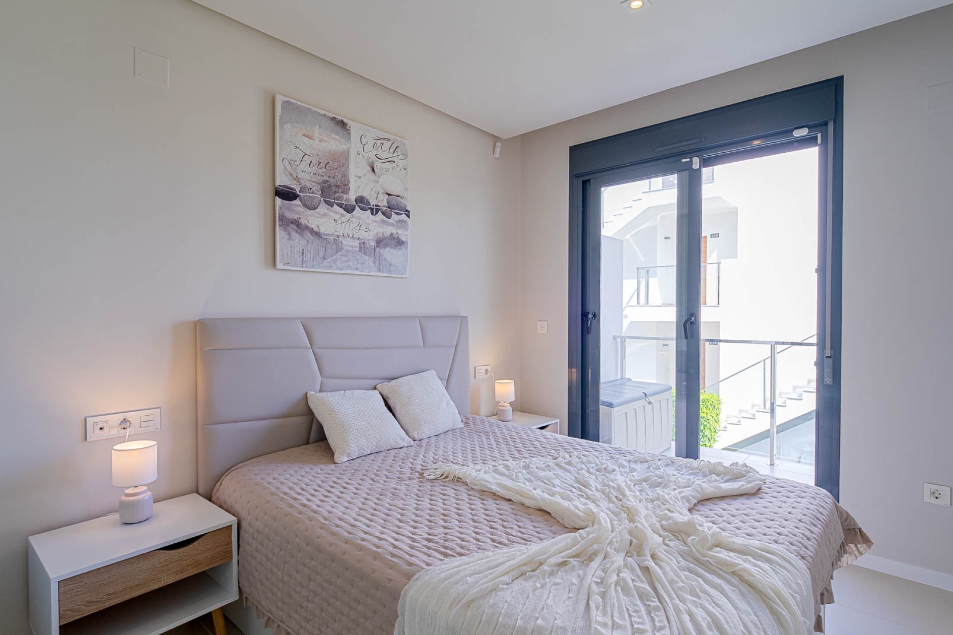 Revente - Apartament -
Punta Prima