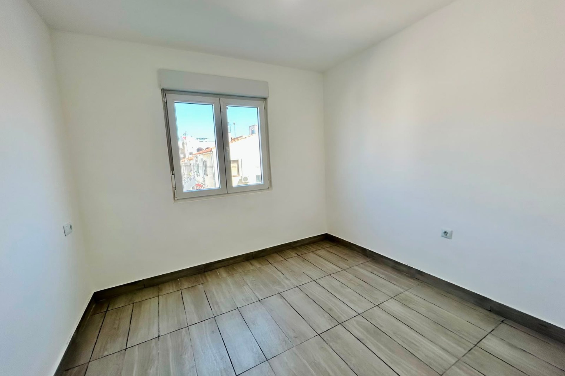 Revente - Apartamento -
Torrevieja Centro - Torrevieja