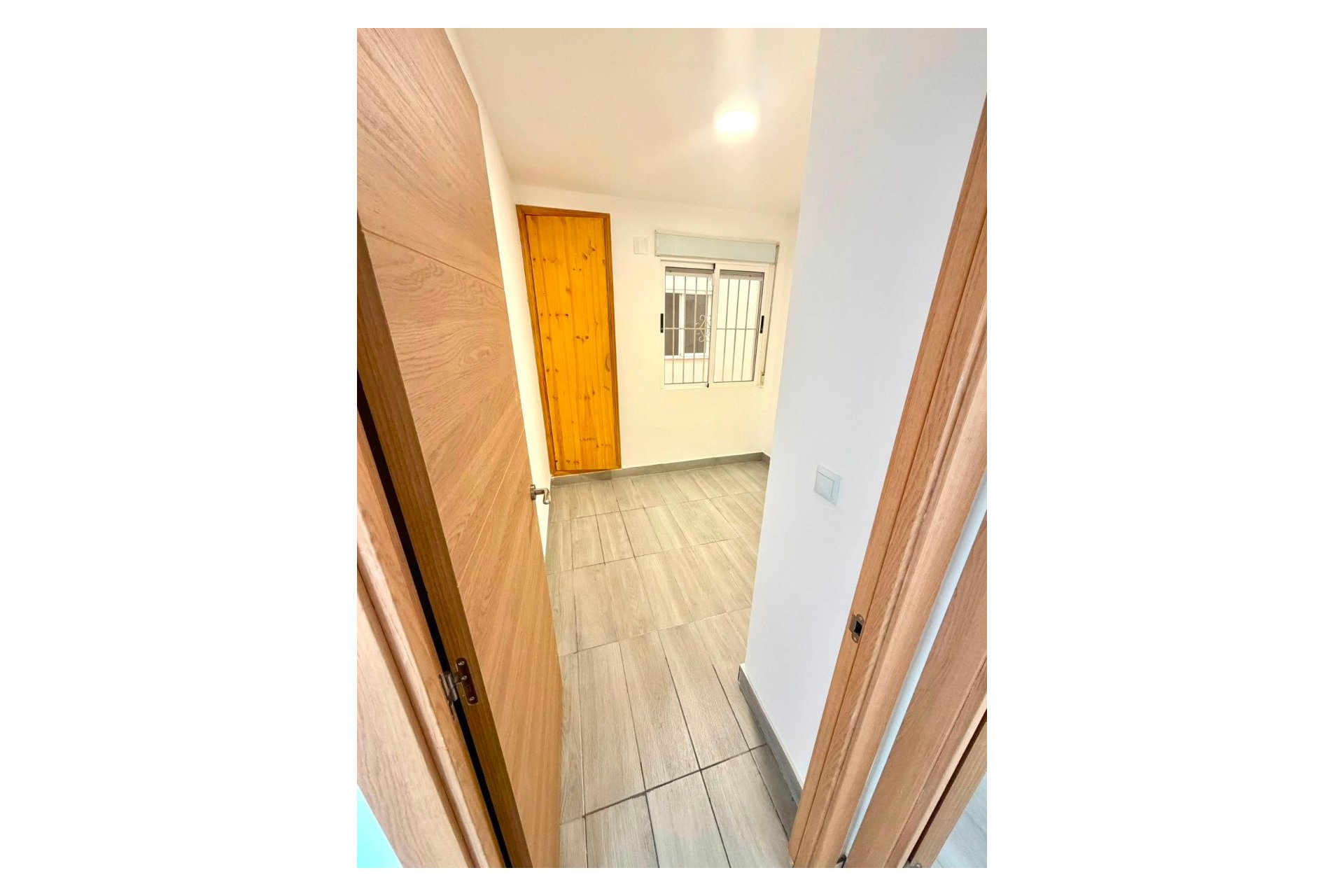 Revente - Apartamento -
Torrevieja Centro - Torrevieja