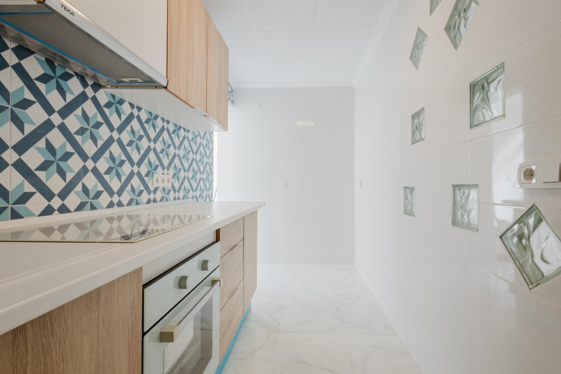 Revente - Apartamento -
Torrevieja - Playa de La Acequion