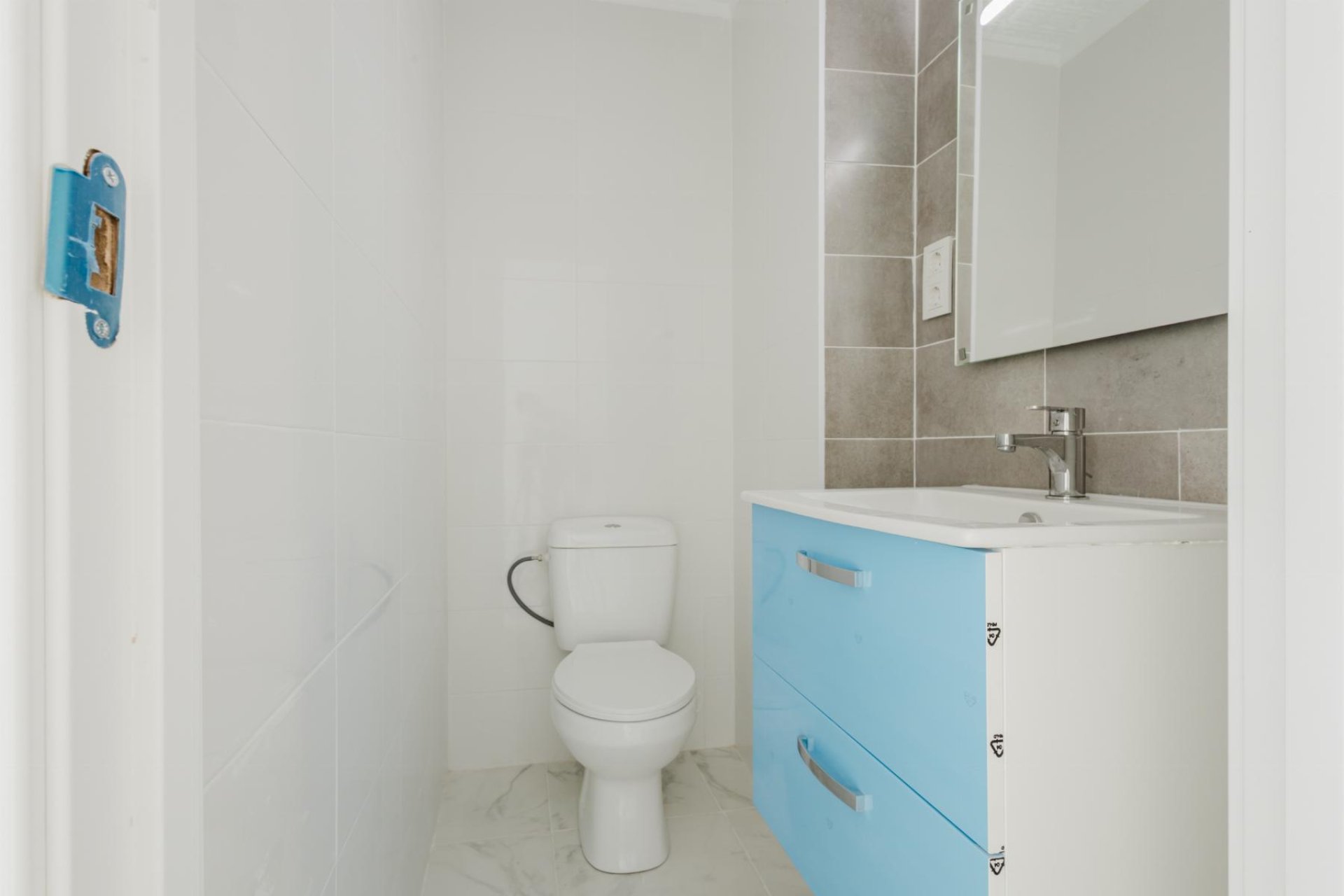 Revente - Apartamento -
Torrevieja - Playa de La Acequion