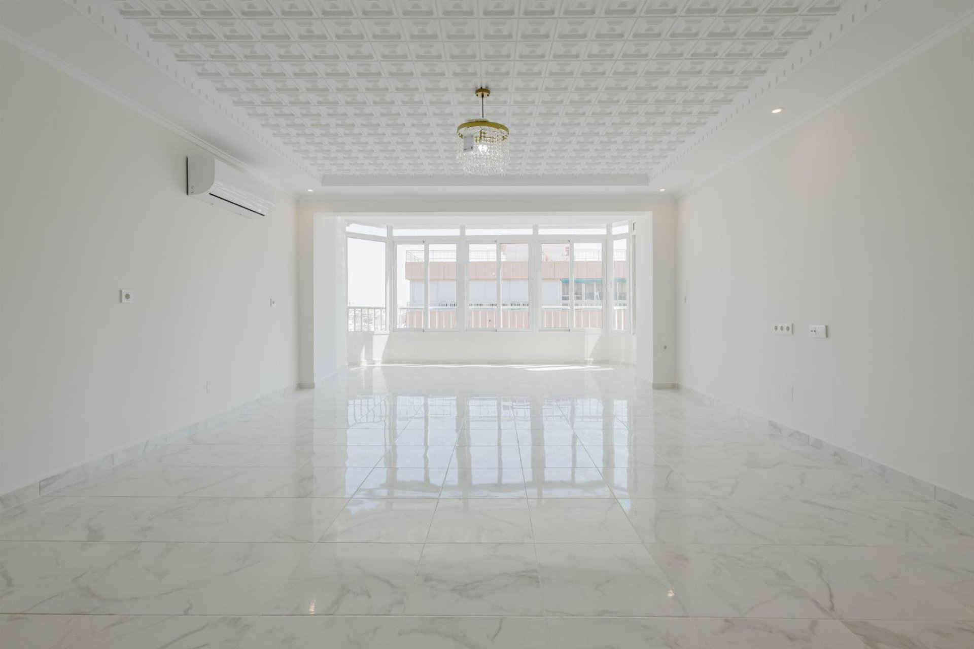 Revente - Apartamento -
Torrevieja - Playa de La Acequion