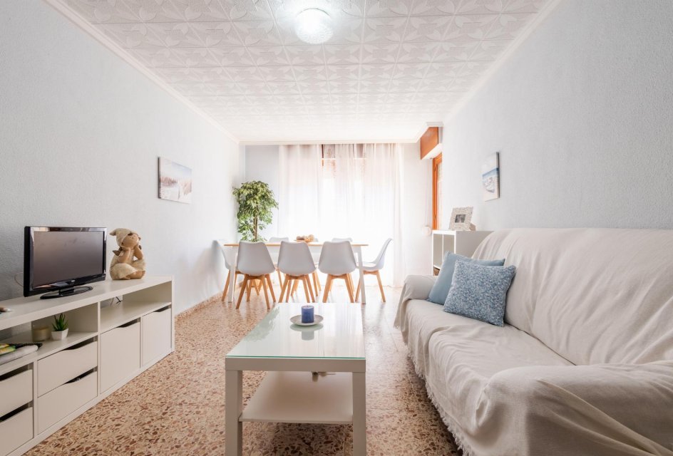 Revente - Apartamento -
Torrevieja - Playa de los Naufragos