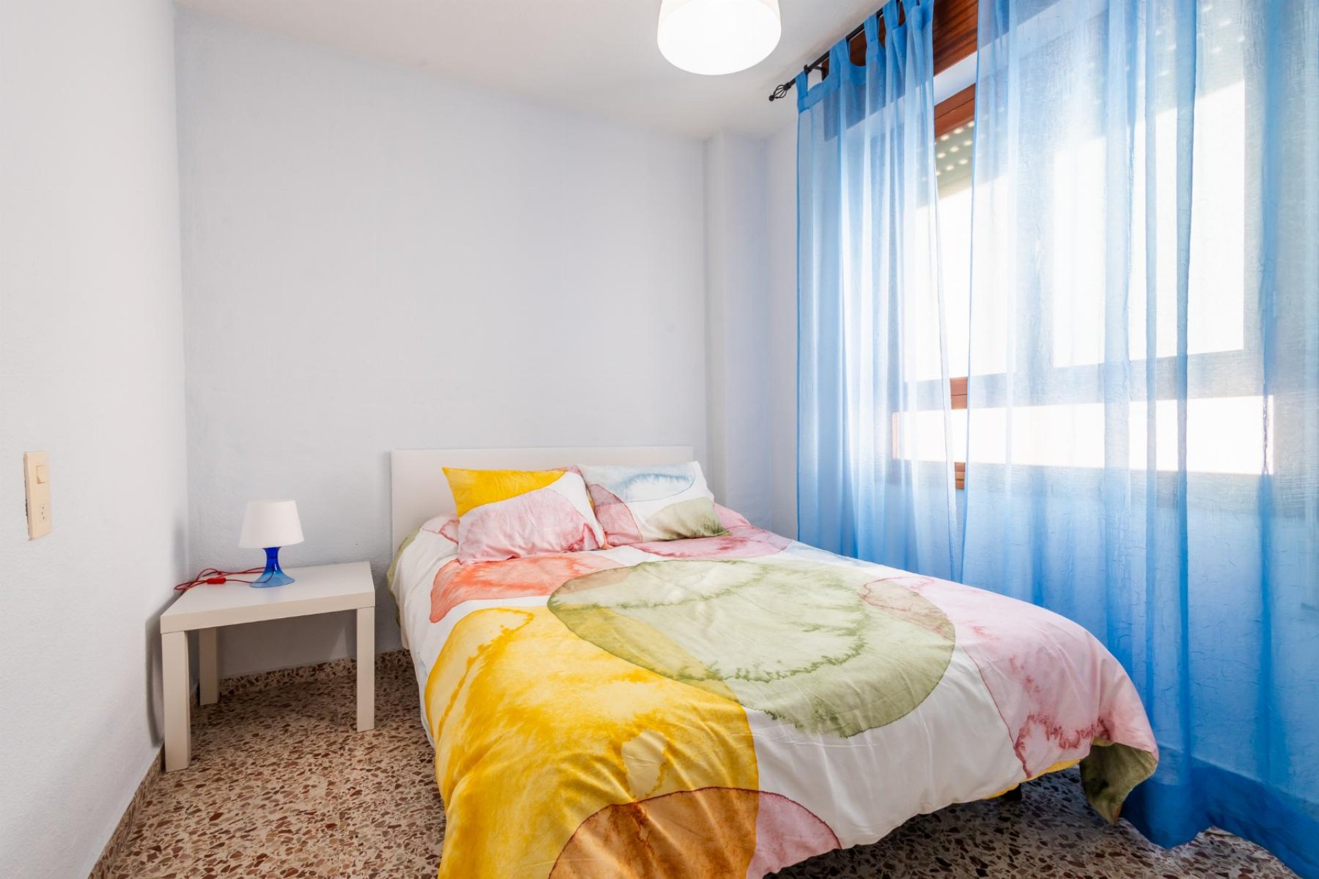 Revente - Apartamento -
Torrevieja - Playa de los Naufragos