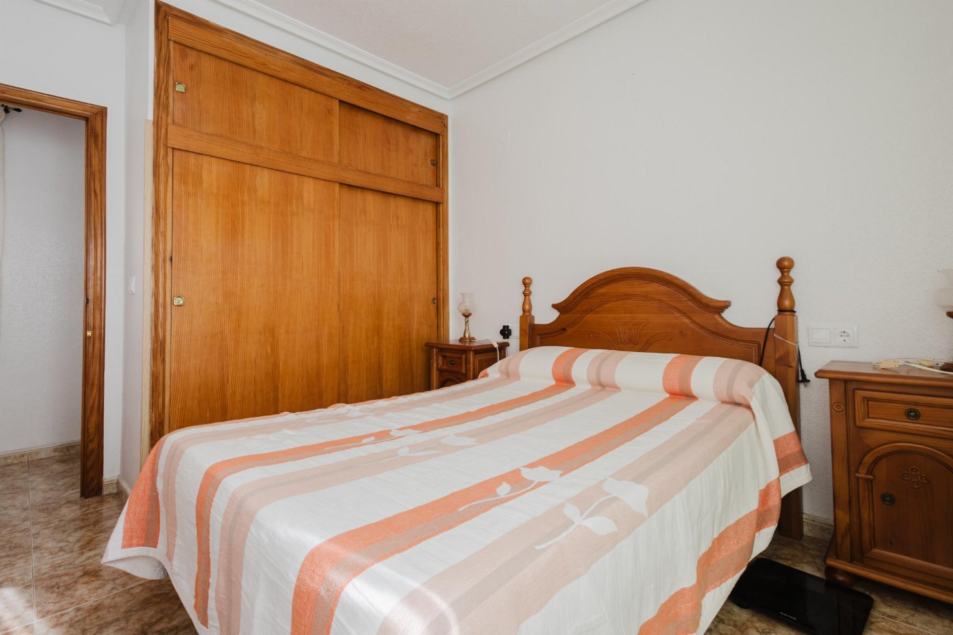 Revente - Apartamento -
Torrevieja - Playa de los Naufragos