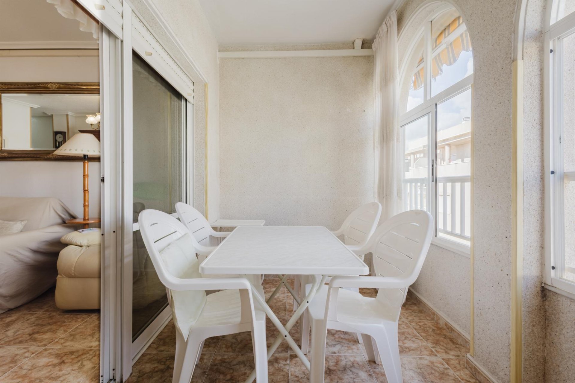 Revente - Apartamento -
Torrevieja - Playa de los Naufragos