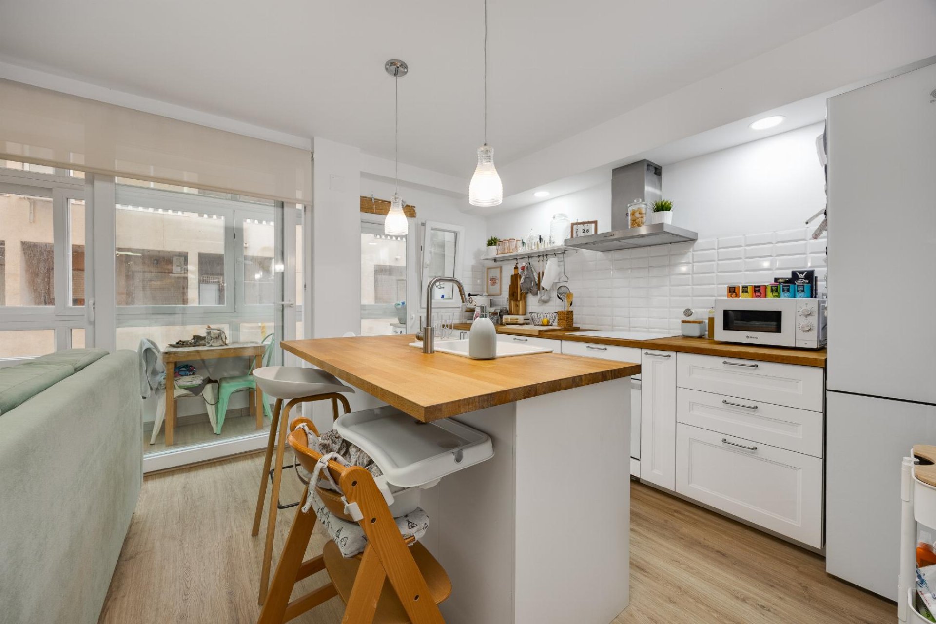 Revente - Apartamento -
Torrevieja - Playa de los Naufragos