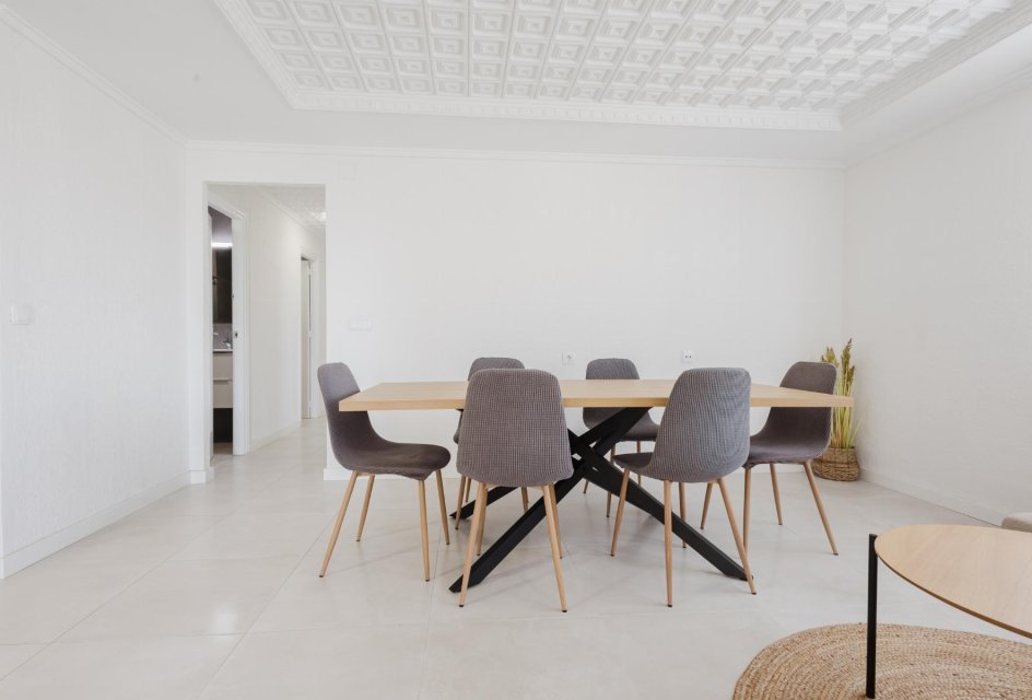 Revente - Apartamento -
Torrevieja - Playa del Acequión