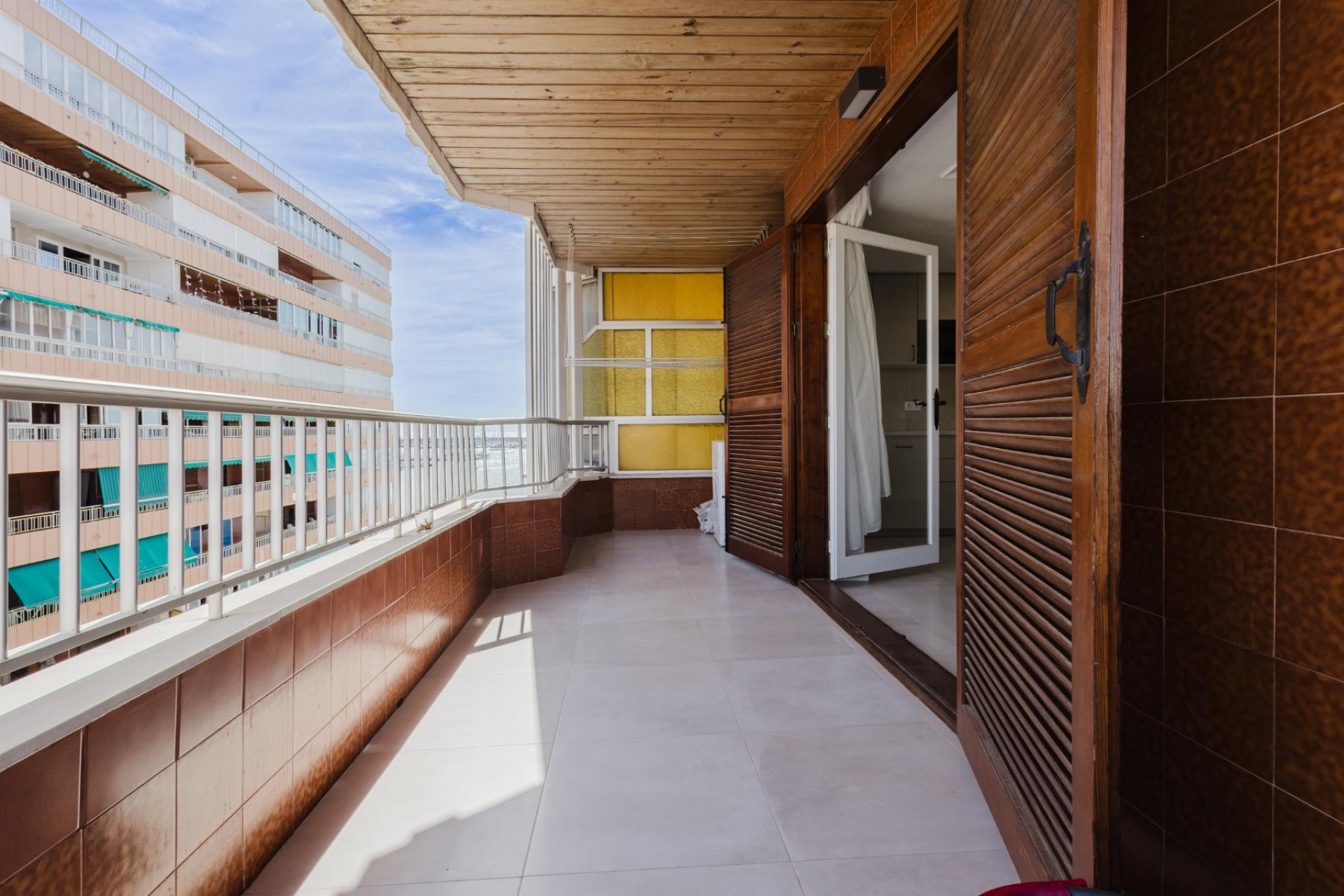 Revente - Apartamento -
Torrevieja - Playa del Acequión