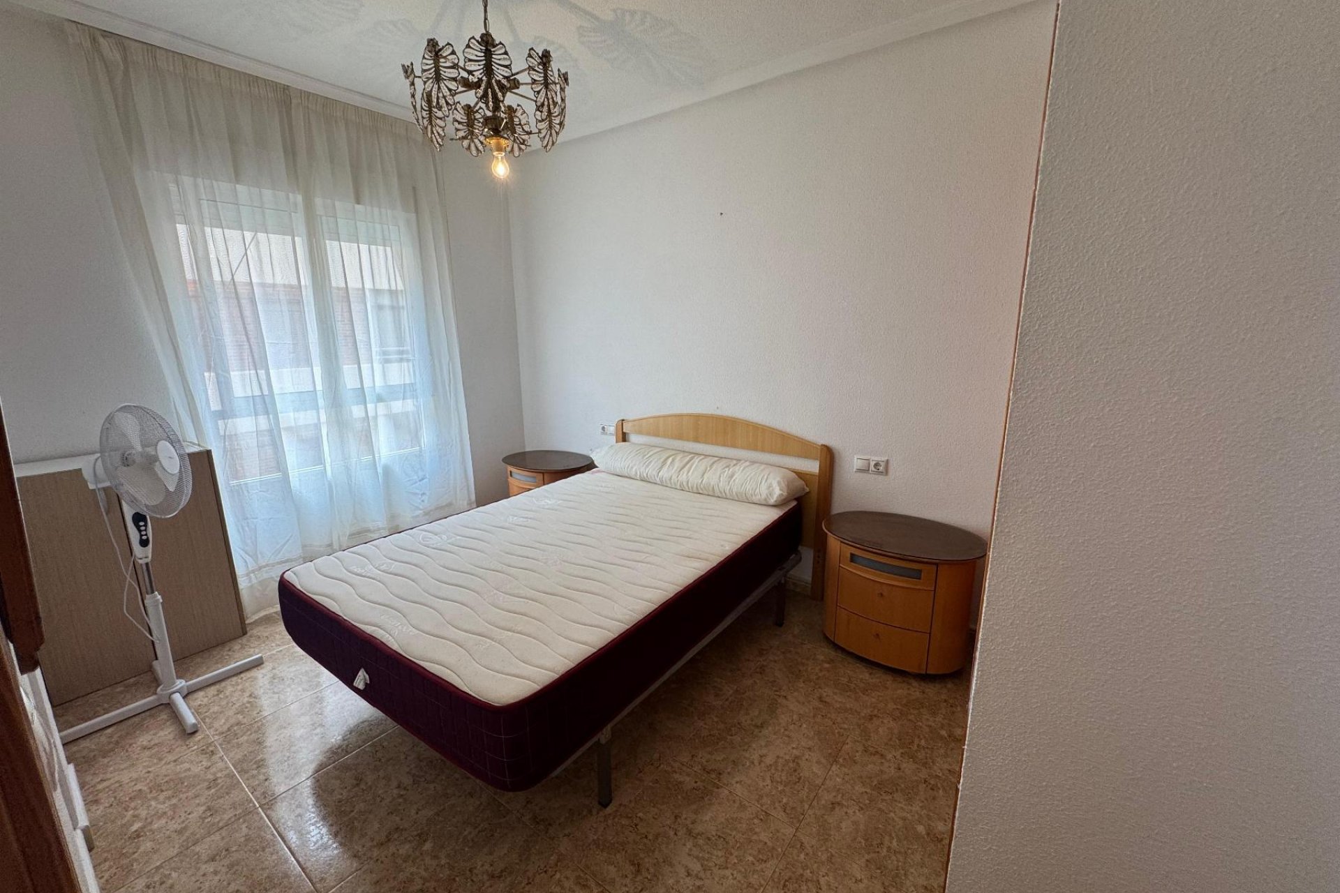 Revente - Apartamento -
Torrevieja - Playa del Acequión