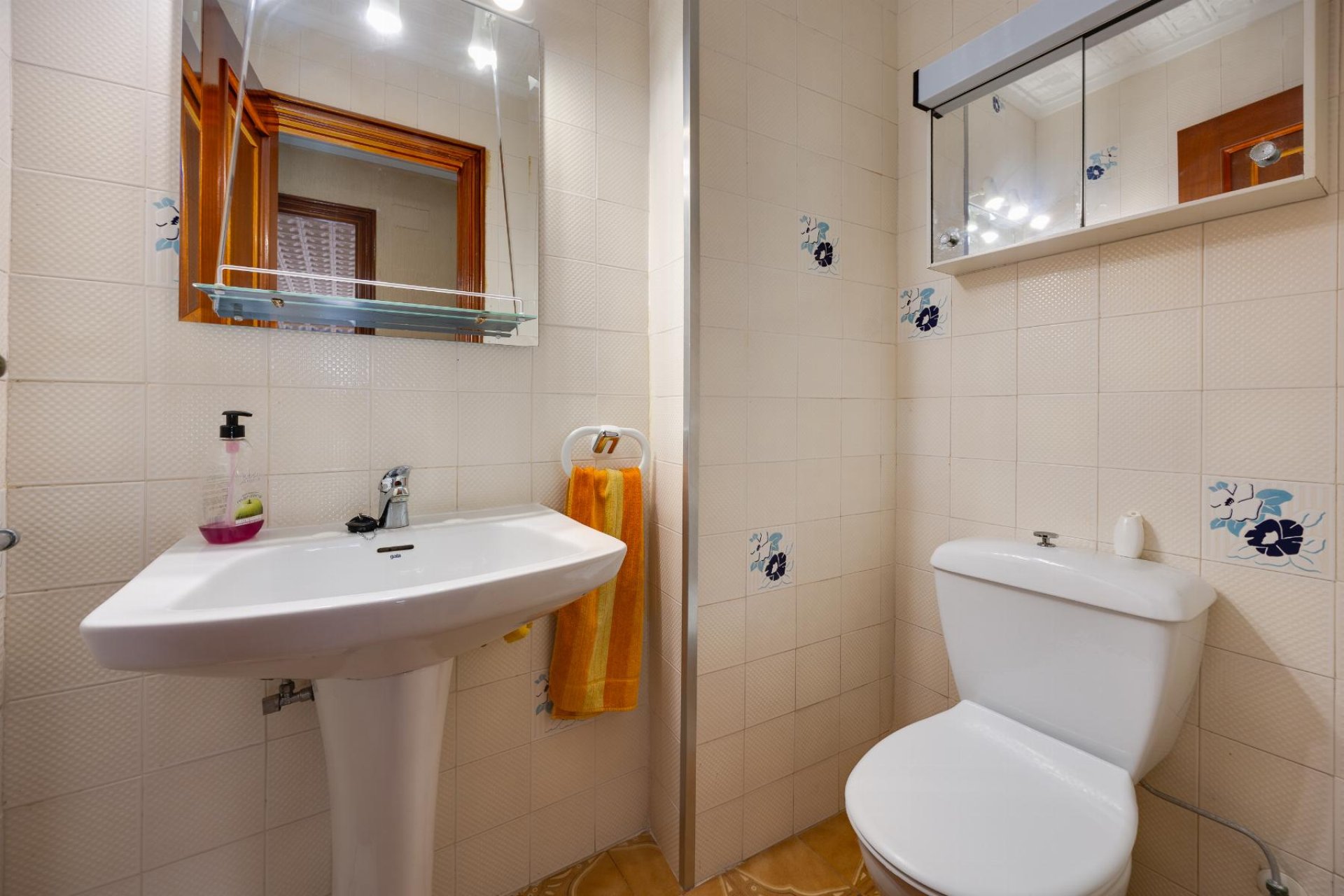 Revente - Apartamento -
Torrevieja - Playa del Acequión