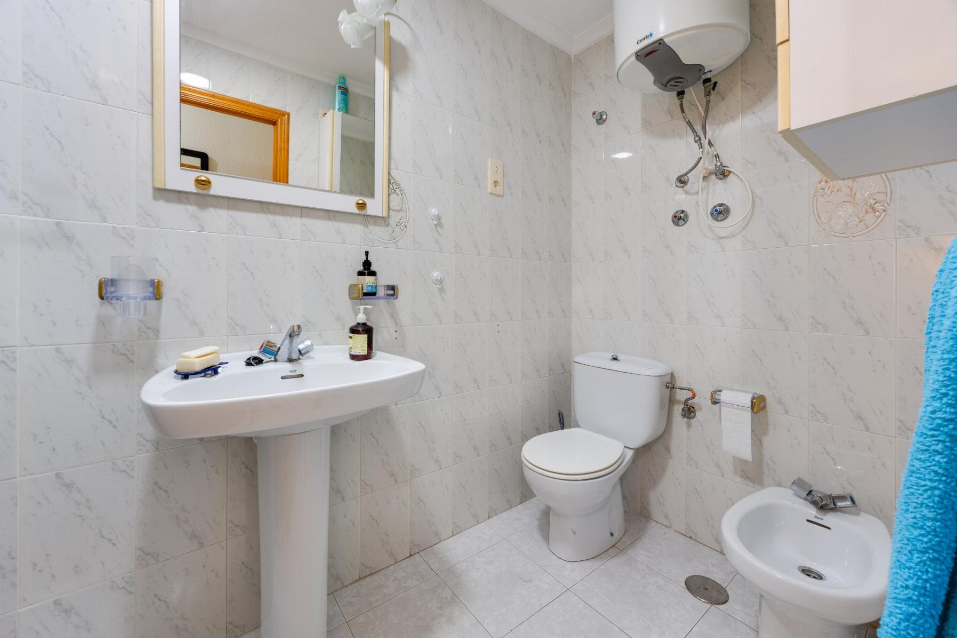 Revente - Apartamento -
Torrevieja - Playa del Cura