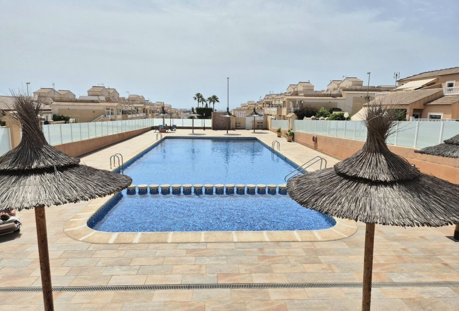 Revente - Apartment Penthouse -
Orihuela Costa - Punta Prima