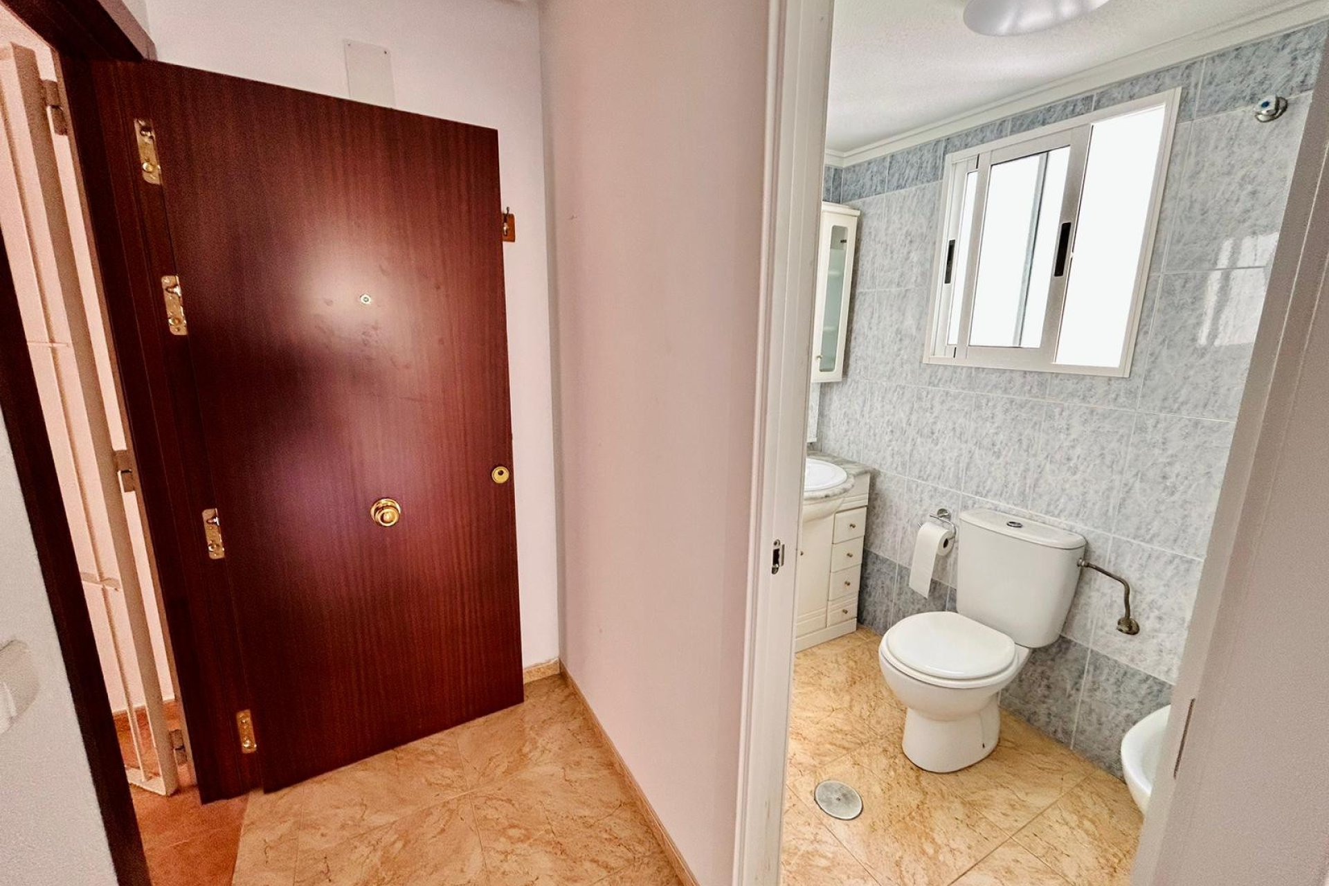 Revente - - APARTMENT -
Torrevieja Centro - Torrevieja
