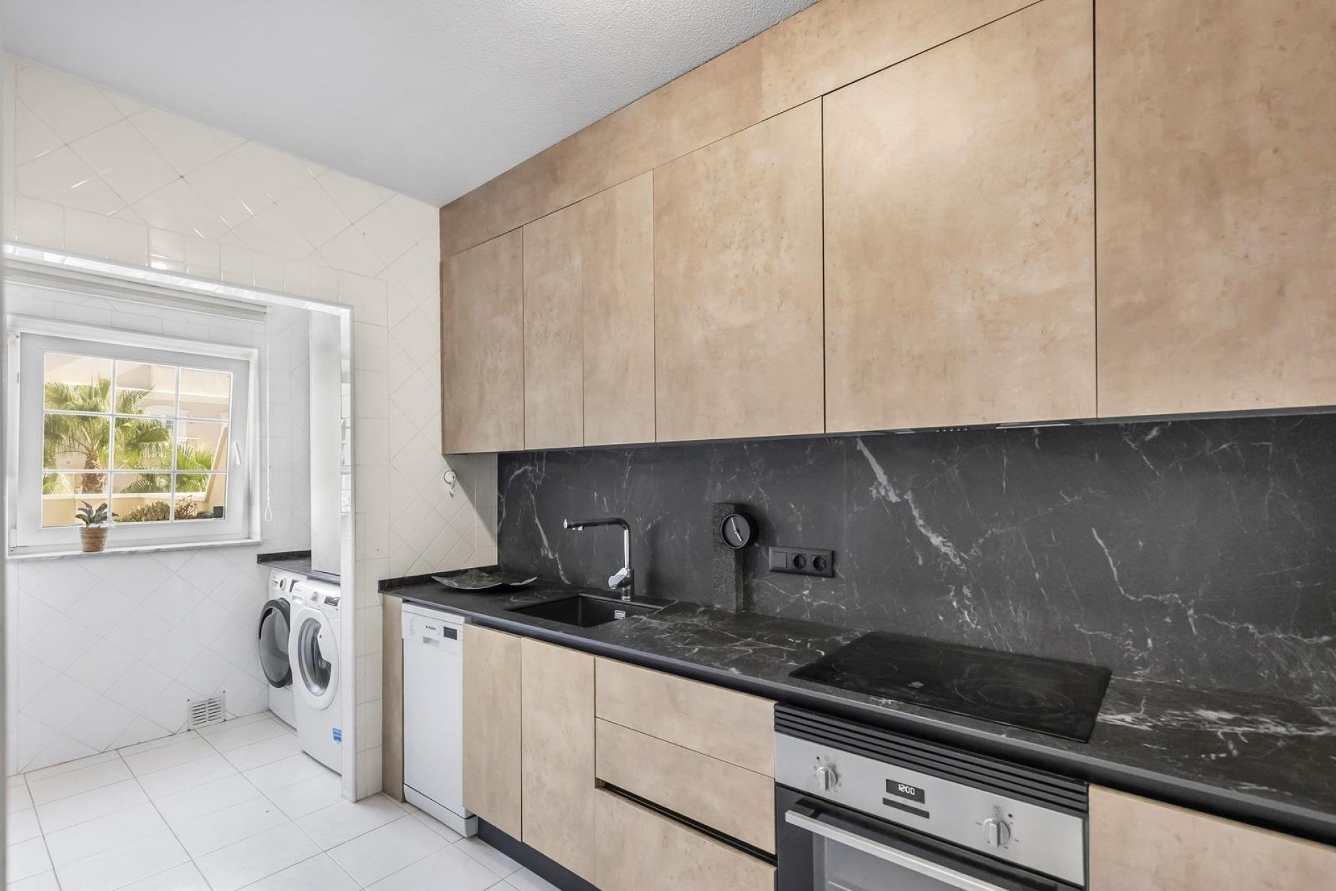 Revente - Appartement -
Guardamar del Segura - Urb. El Moncayo