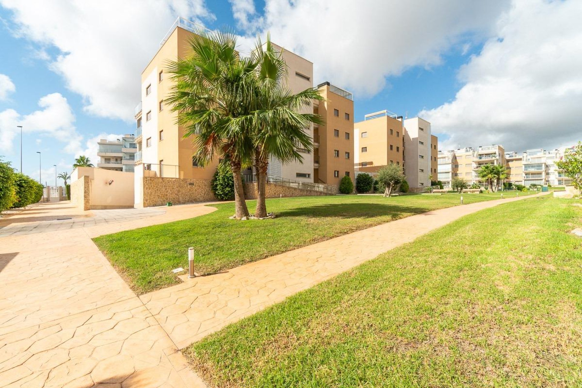 Revente - Appartement -
Orihuela Costa - Los Dolses
