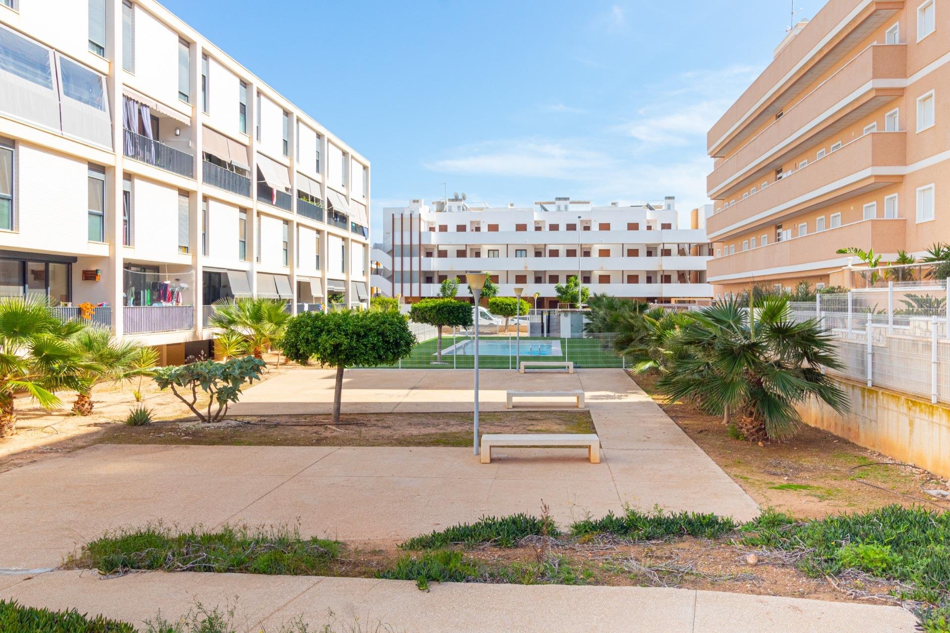 Revente - Appartement -
Orihuela Costa - Los Dolses