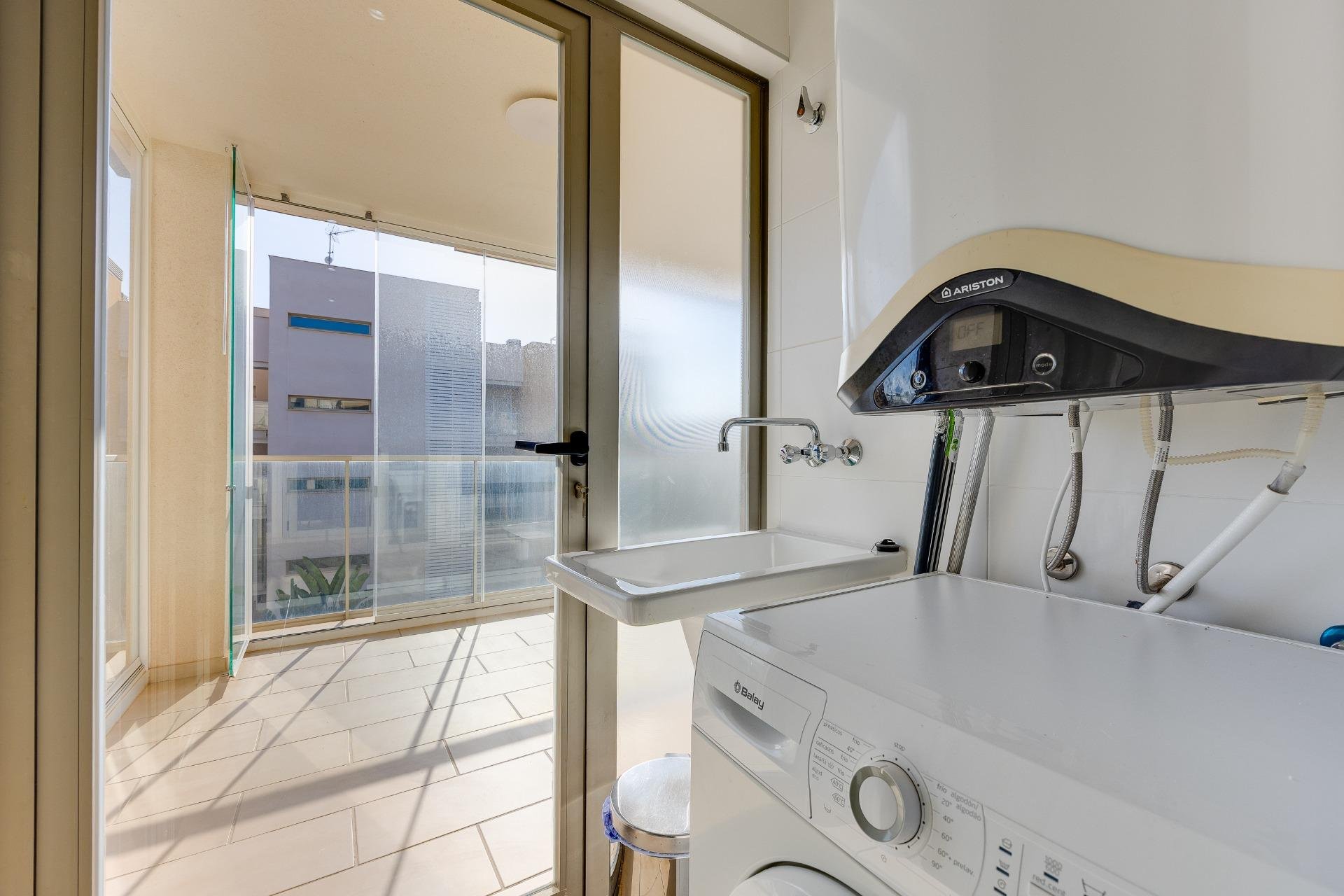 Revente - Appartement -
Orihuela Costa - Los Dolses