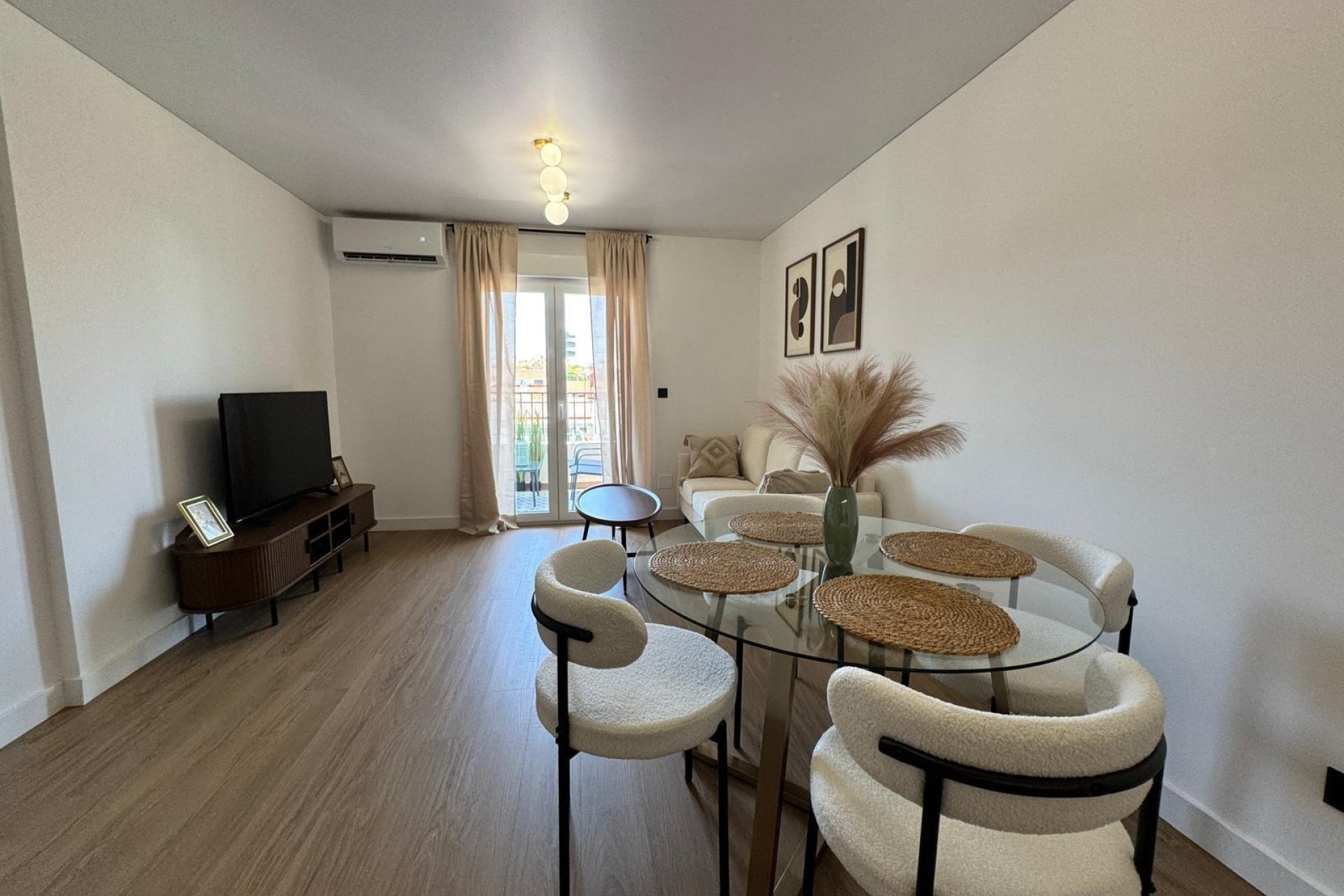 Revente - Appartement -
Pilar de la Horadada - Torre de la Horadada
