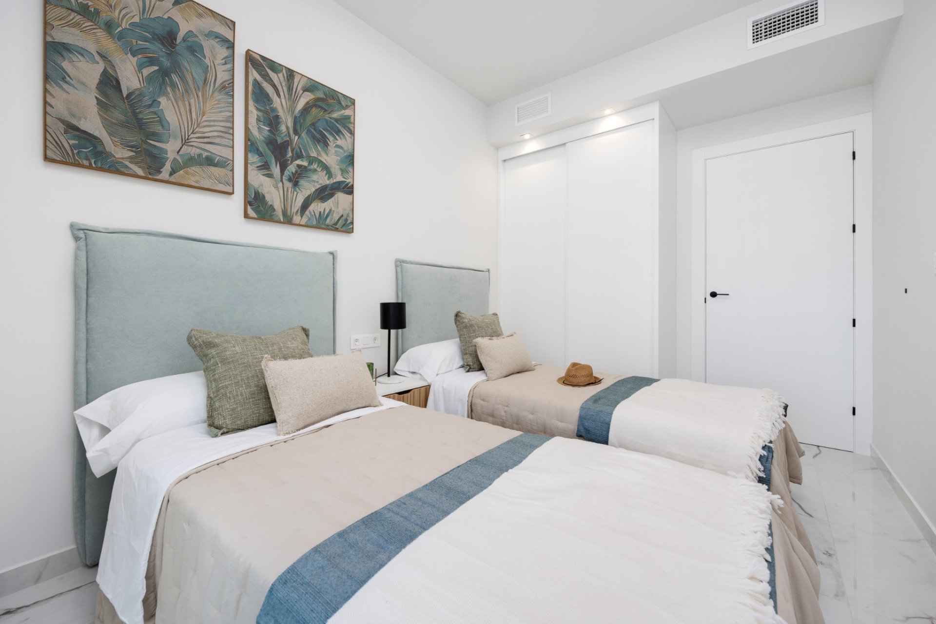 Revente - Appartement -
San Miguel de Salinas