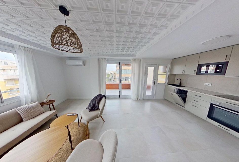 Revente - Appartement -
Torrevieja - Acequion