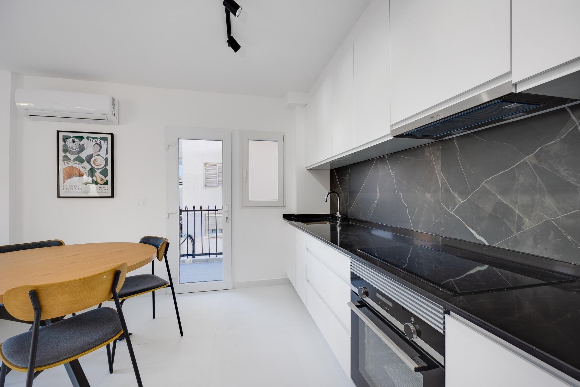 Revente - Appartement -
Torrevieja - Acequion