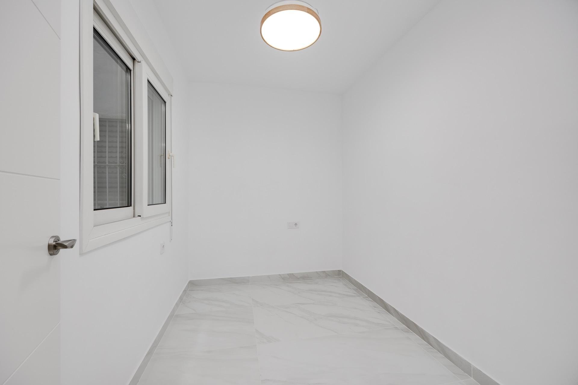 Revente - Appartement -
Torrevieja - Acequion