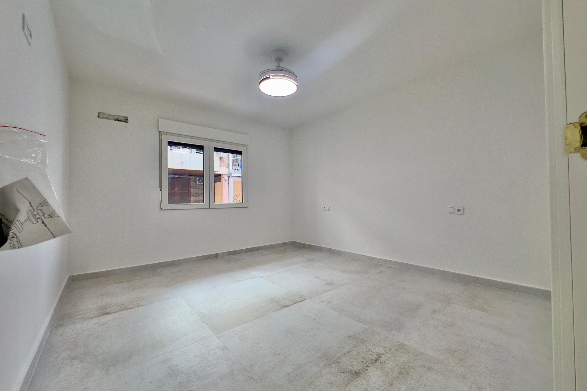 Revente - Appartement -
Torrevieja - Acequion