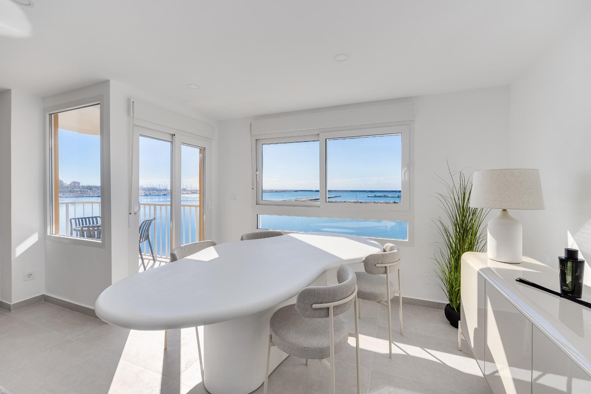 Revente - Appartement -
Torrevieja - Acequion