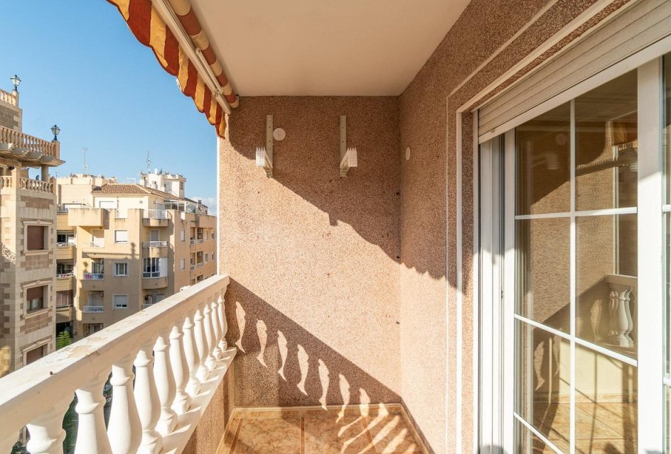 Revente - Appartement -
Torrevieja - Centro