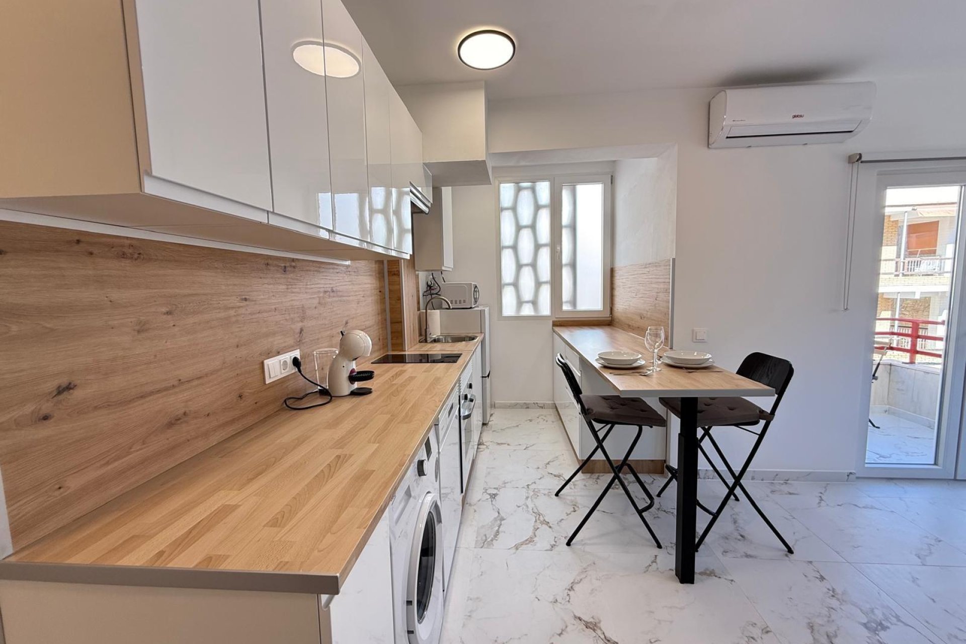 Revente - Appartement -
Torrevieja - Centro