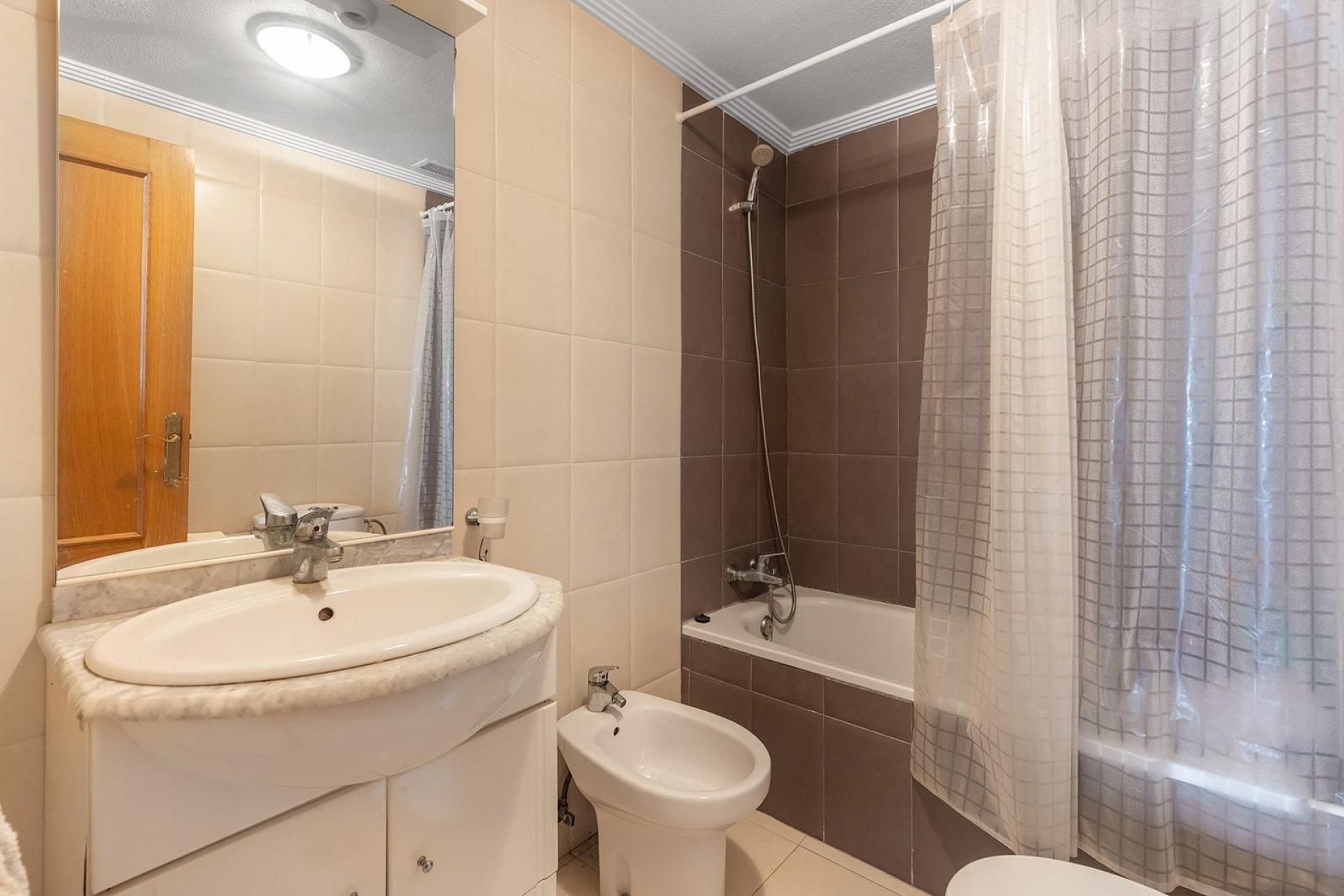 Revente - Appartement -
Torrevieja - Centro