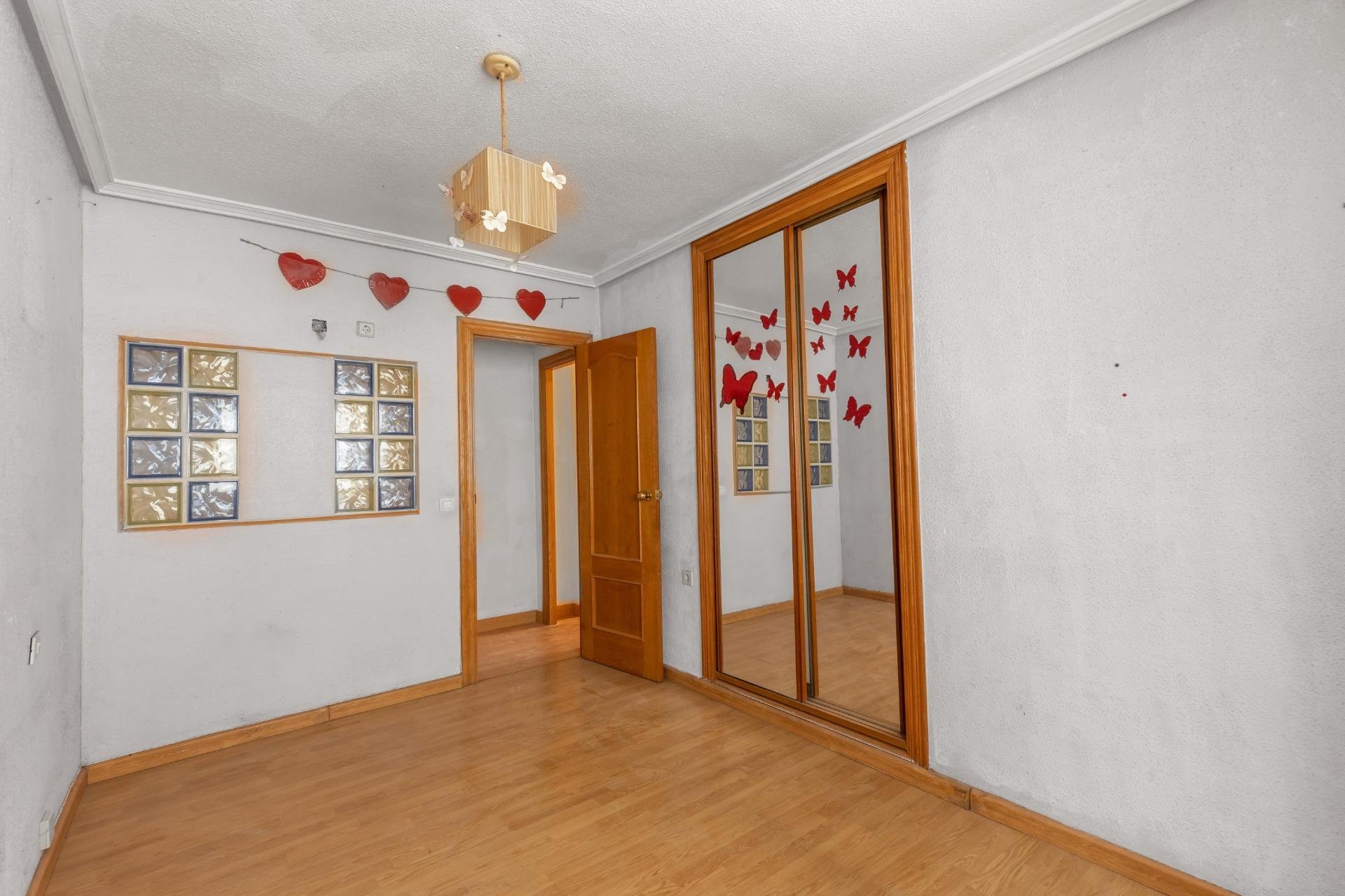 Revente - Appartement -
Torrevieja - Estacion de autobuses