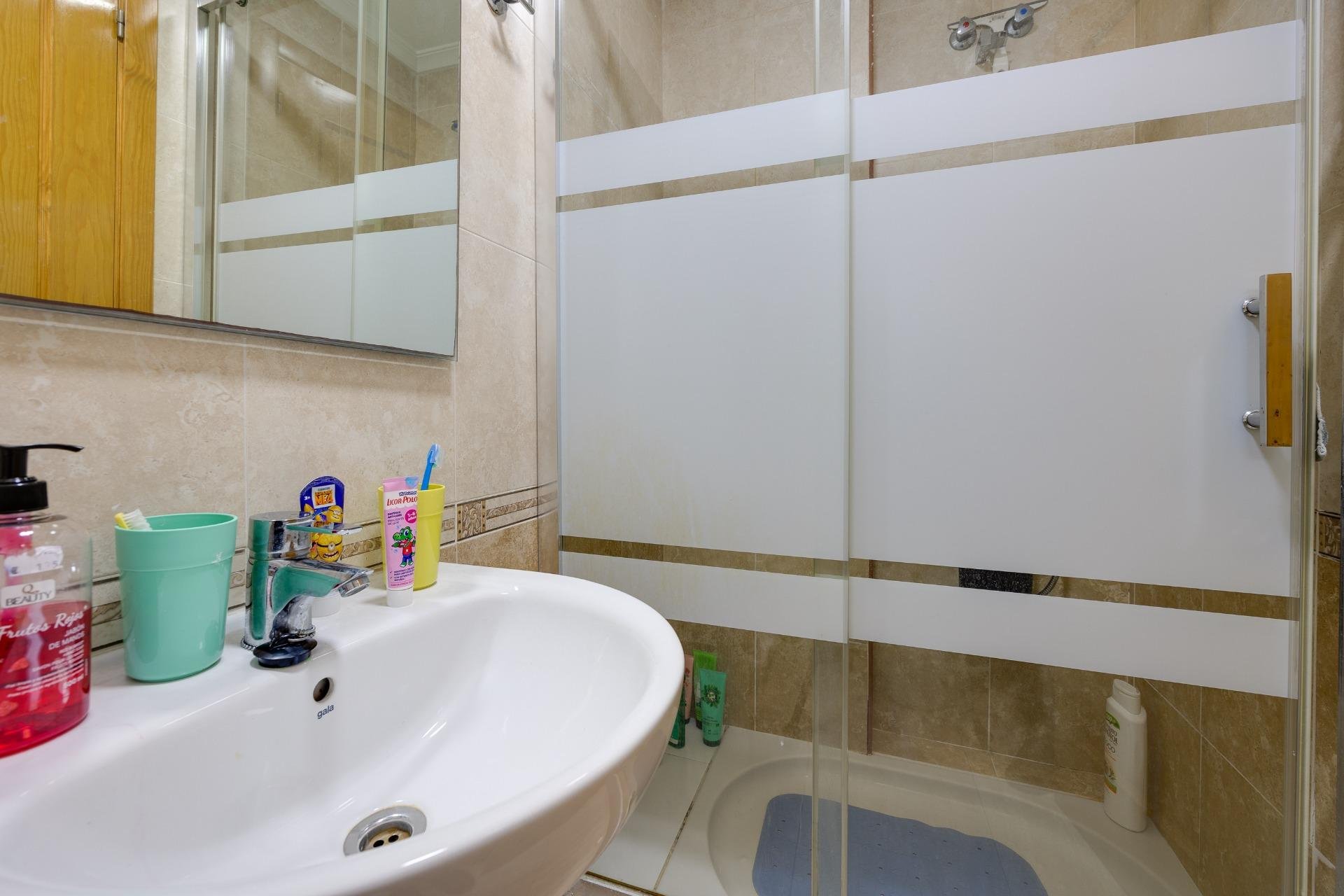 Revente - Appartement -
Torrevieja - Estacion de autobuses