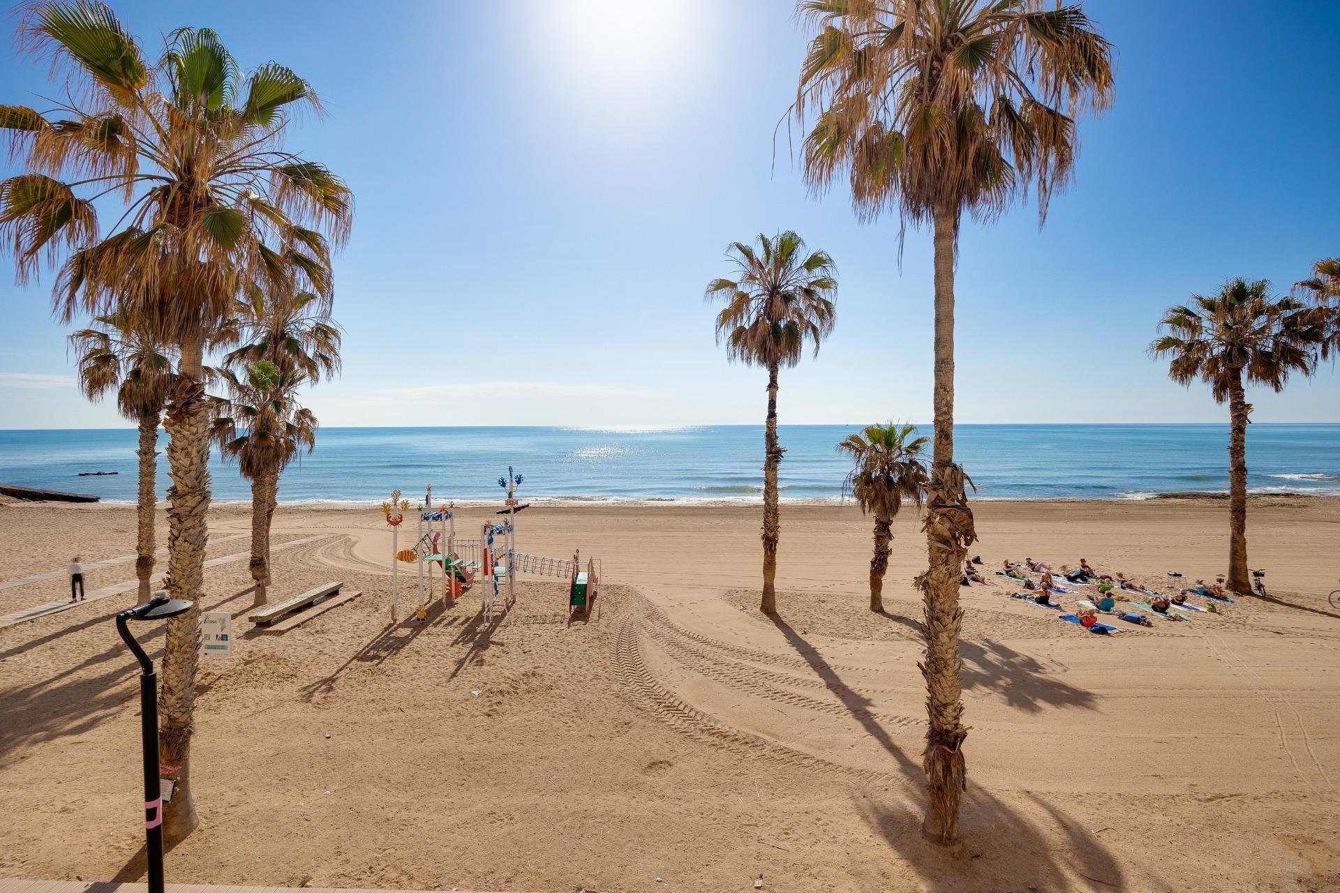 Revente - Appartement -
Torrevieja - La Mata