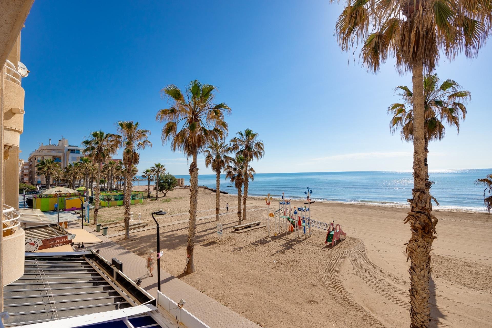 Revente - Appartement -
Torrevieja - La Mata