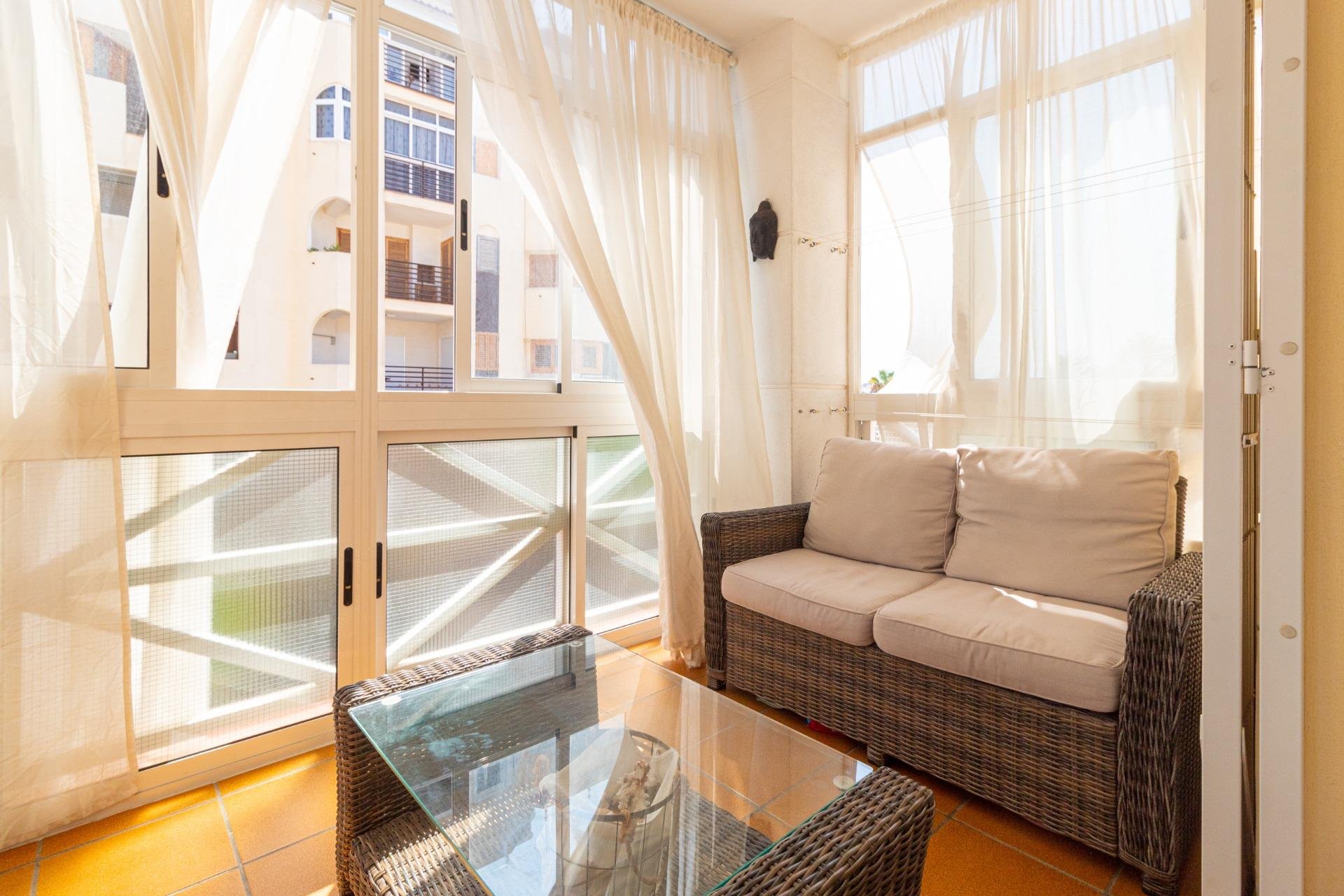 Revente - Appartement -
Torrevieja - La veleta