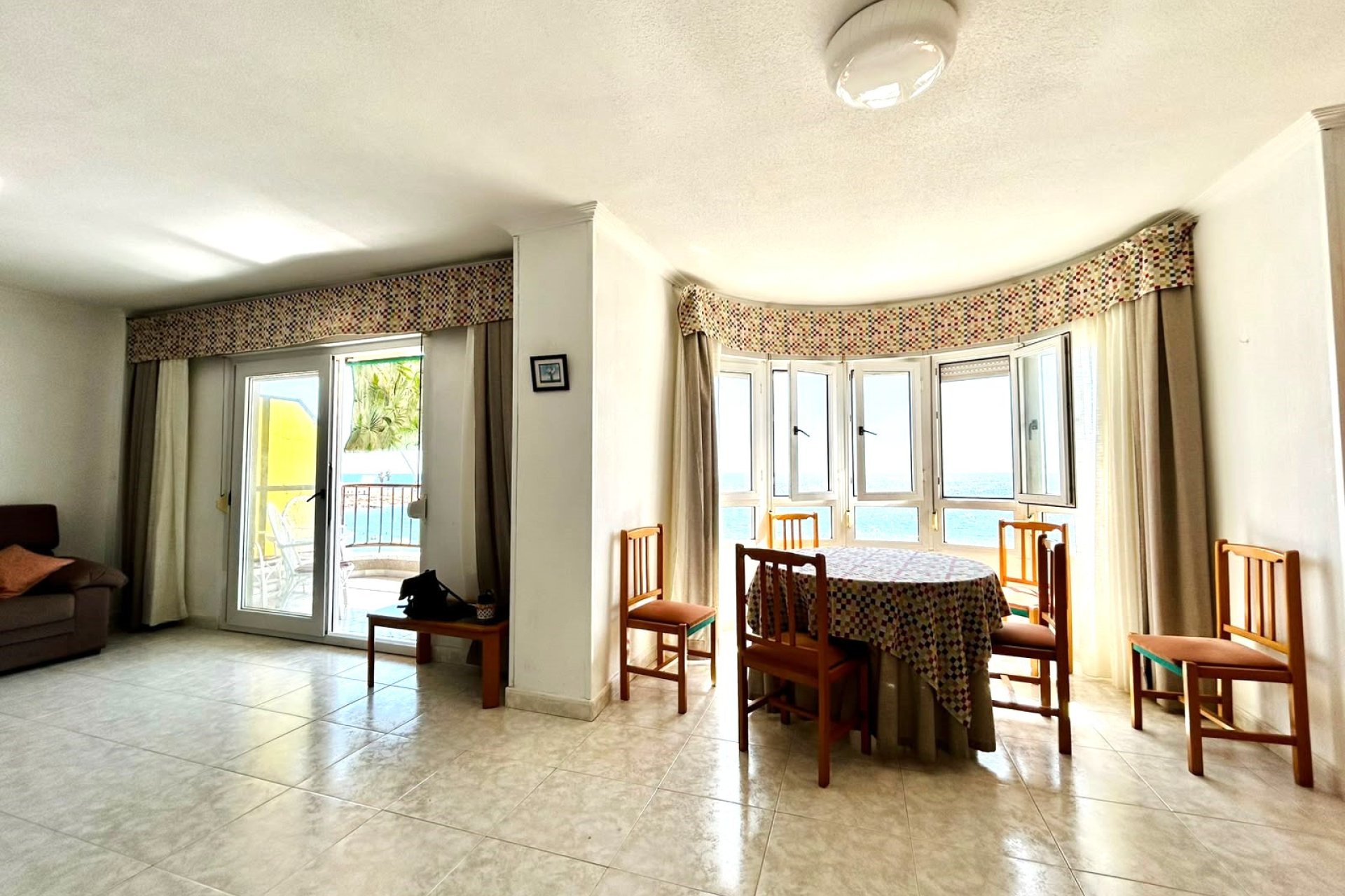 Revente - Appartement -
Torrevieja - Playa de los Locos