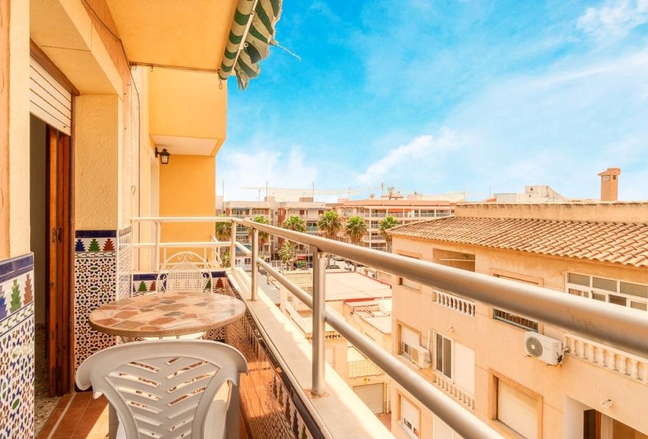 Revente - Appartement -
Torrevieja - Playa de los Naufragos
